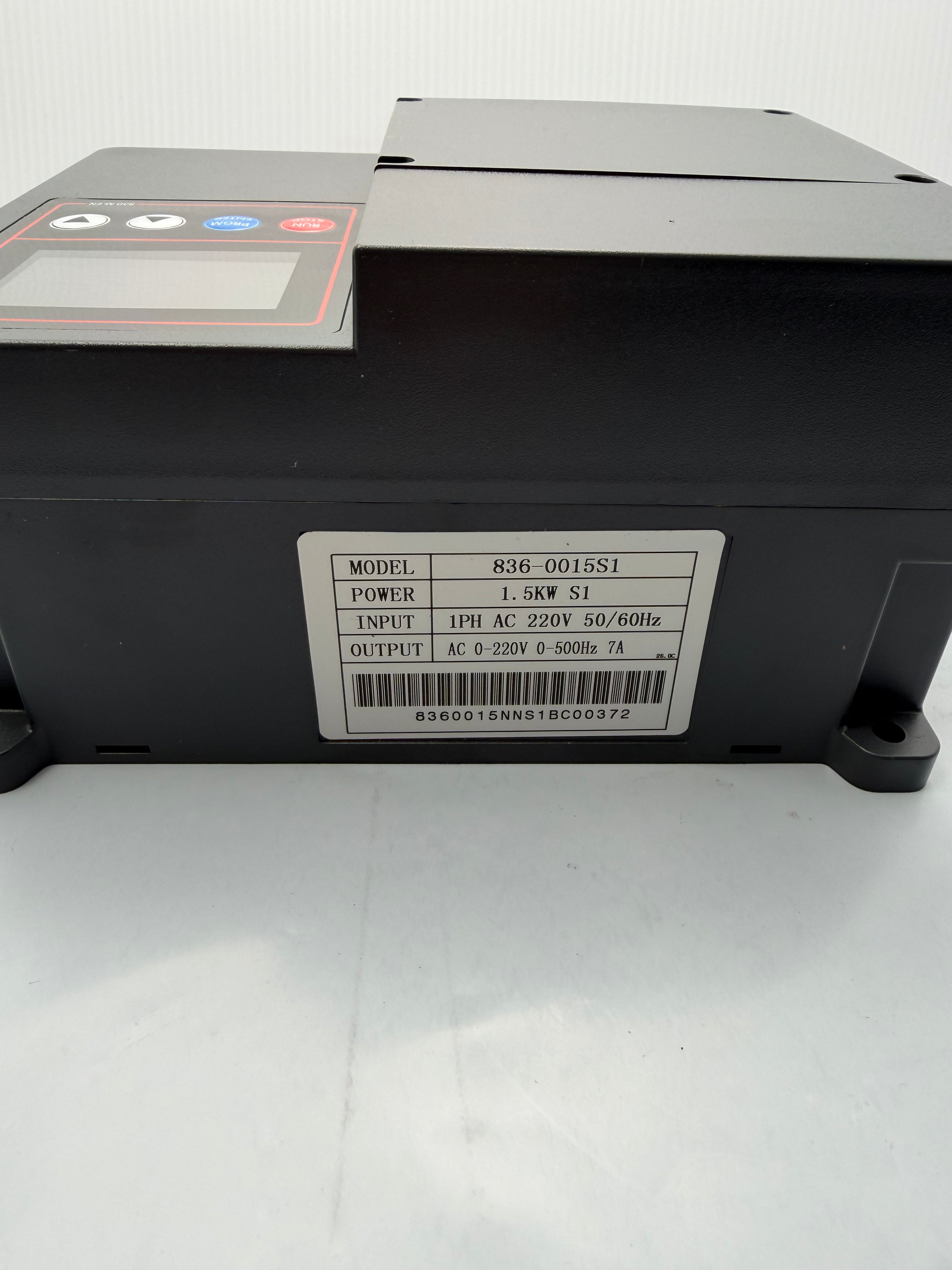 Variateur de fréquence Contrôle de vitesse pour ponceuse S1 VFD 1,5kW 230V monophasé vers triphasé
