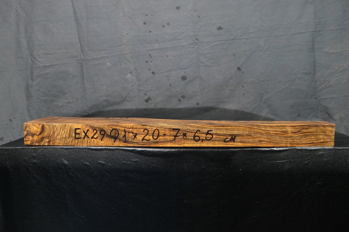 Ébauche de crosse de fusil Noyer turc Grade Exhibition EX29