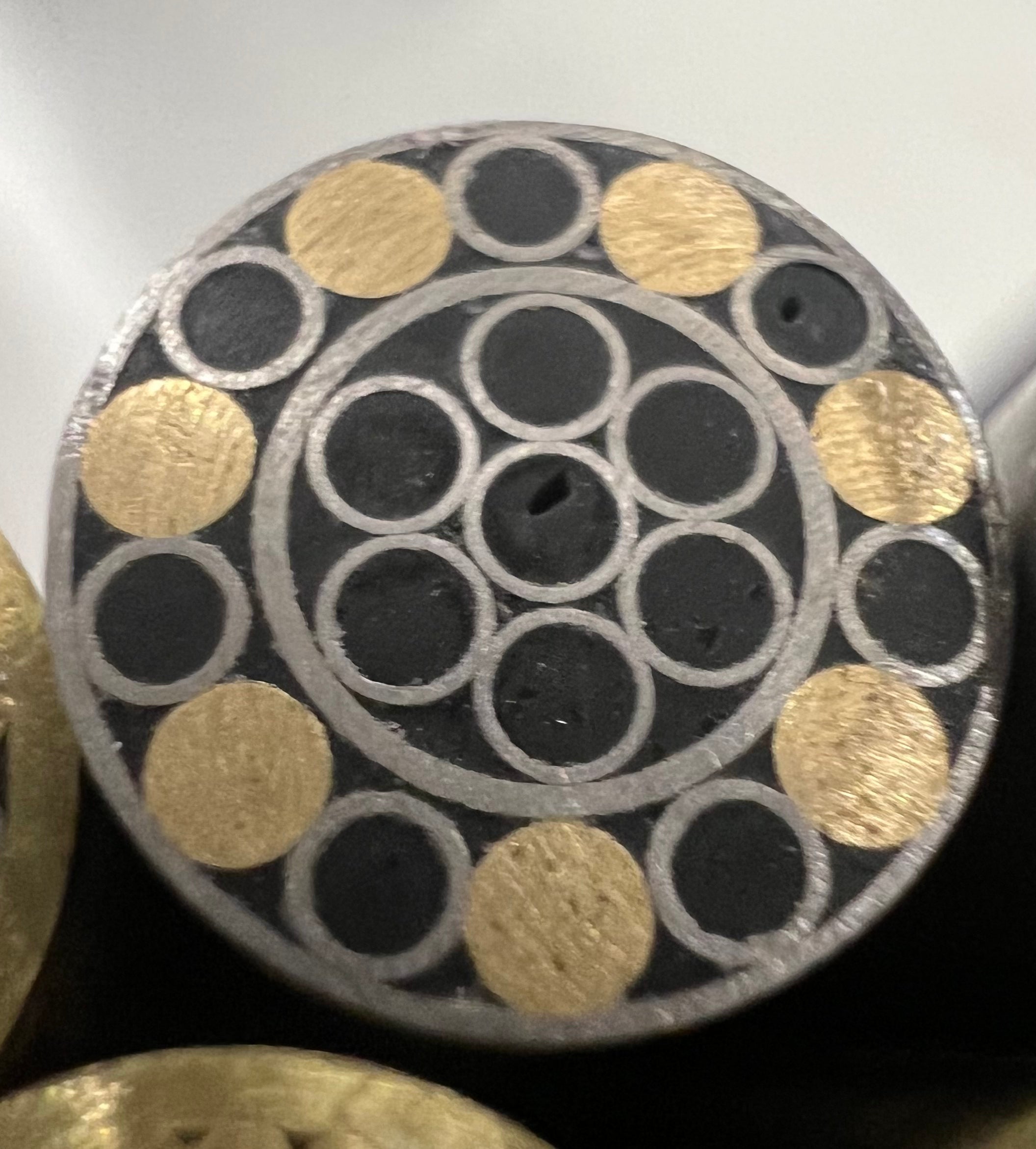 Broche mosaïque 9,5 mm Ornement de manche