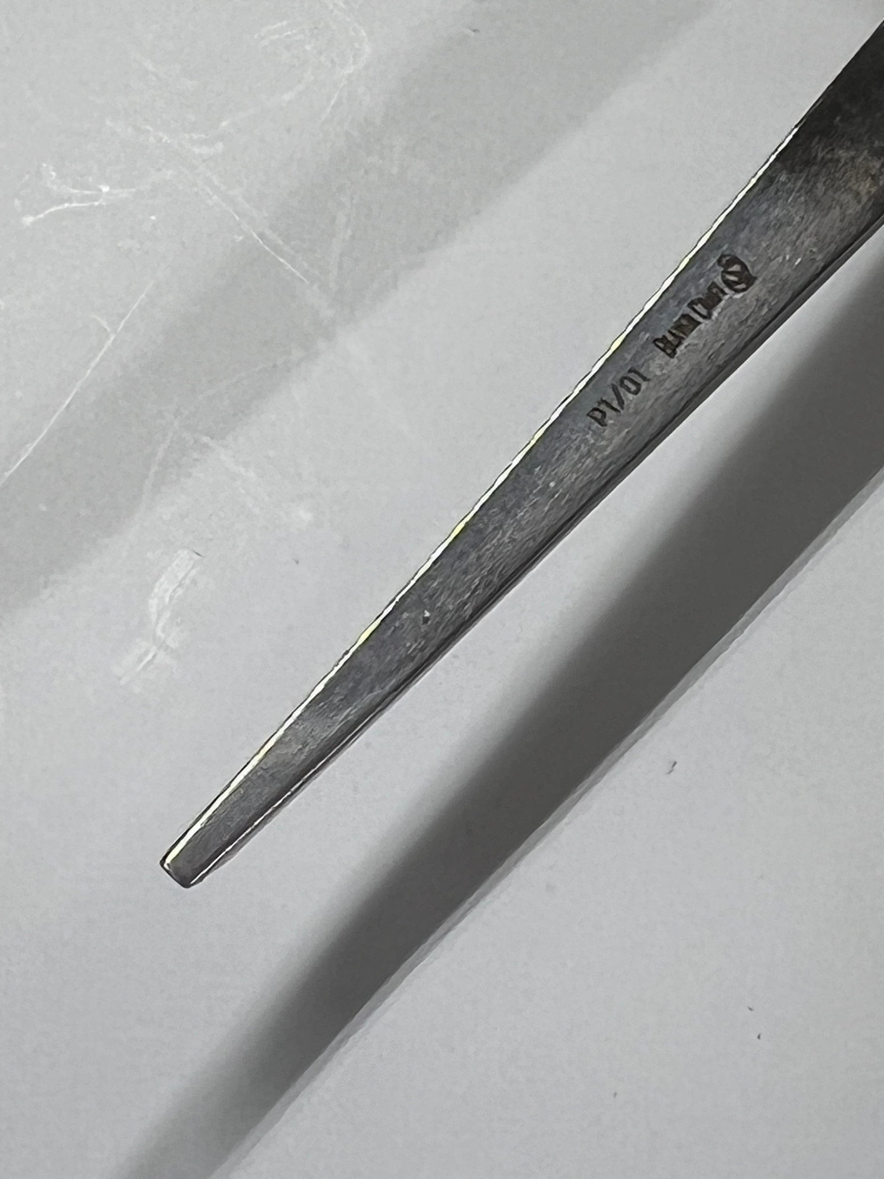 Gouge de sculpture sur bois 75x1mm burin plat droit P1/01 avec poignée boule