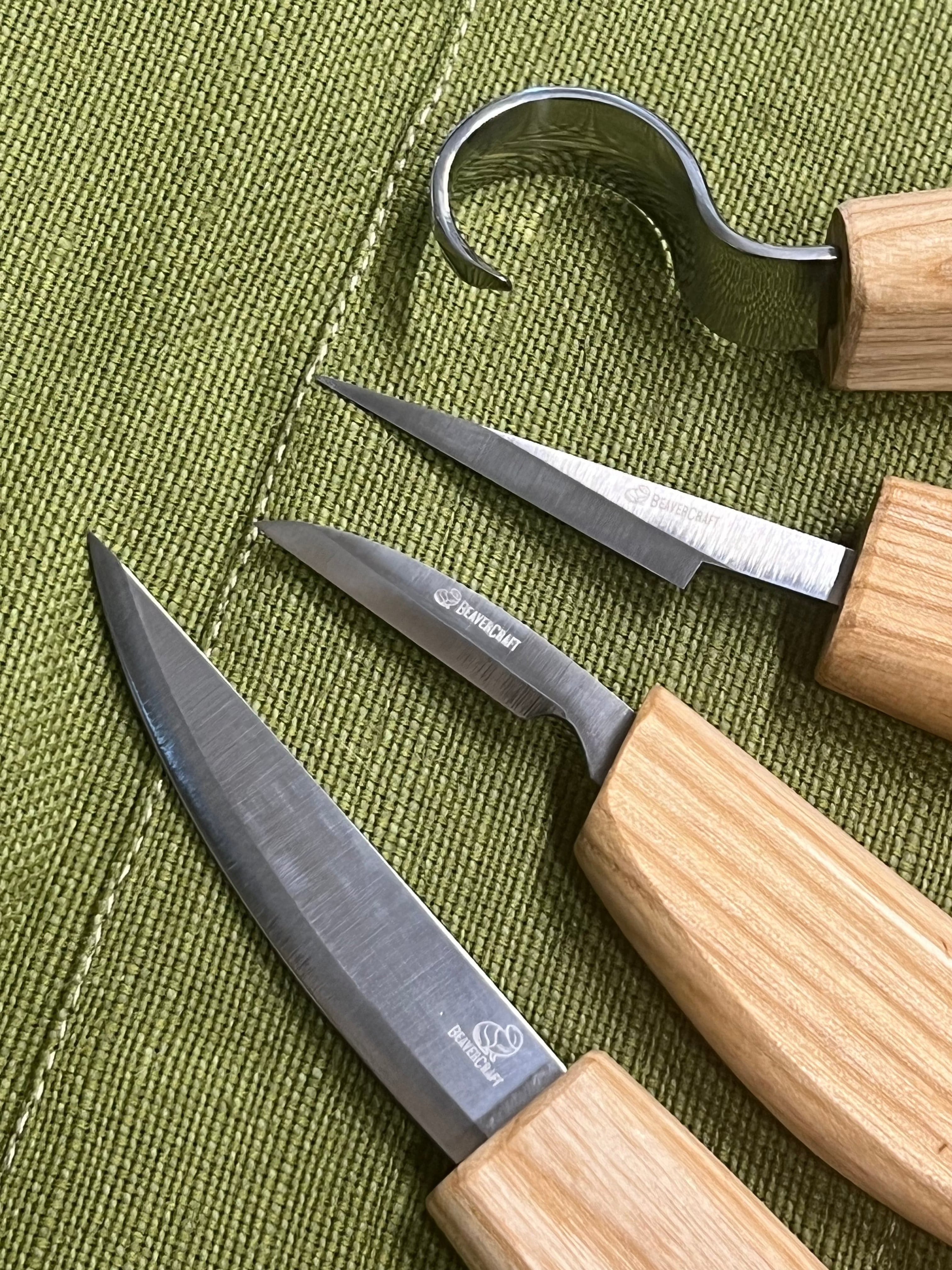 Set de 4 gouges à bois S09 avec étui en toile