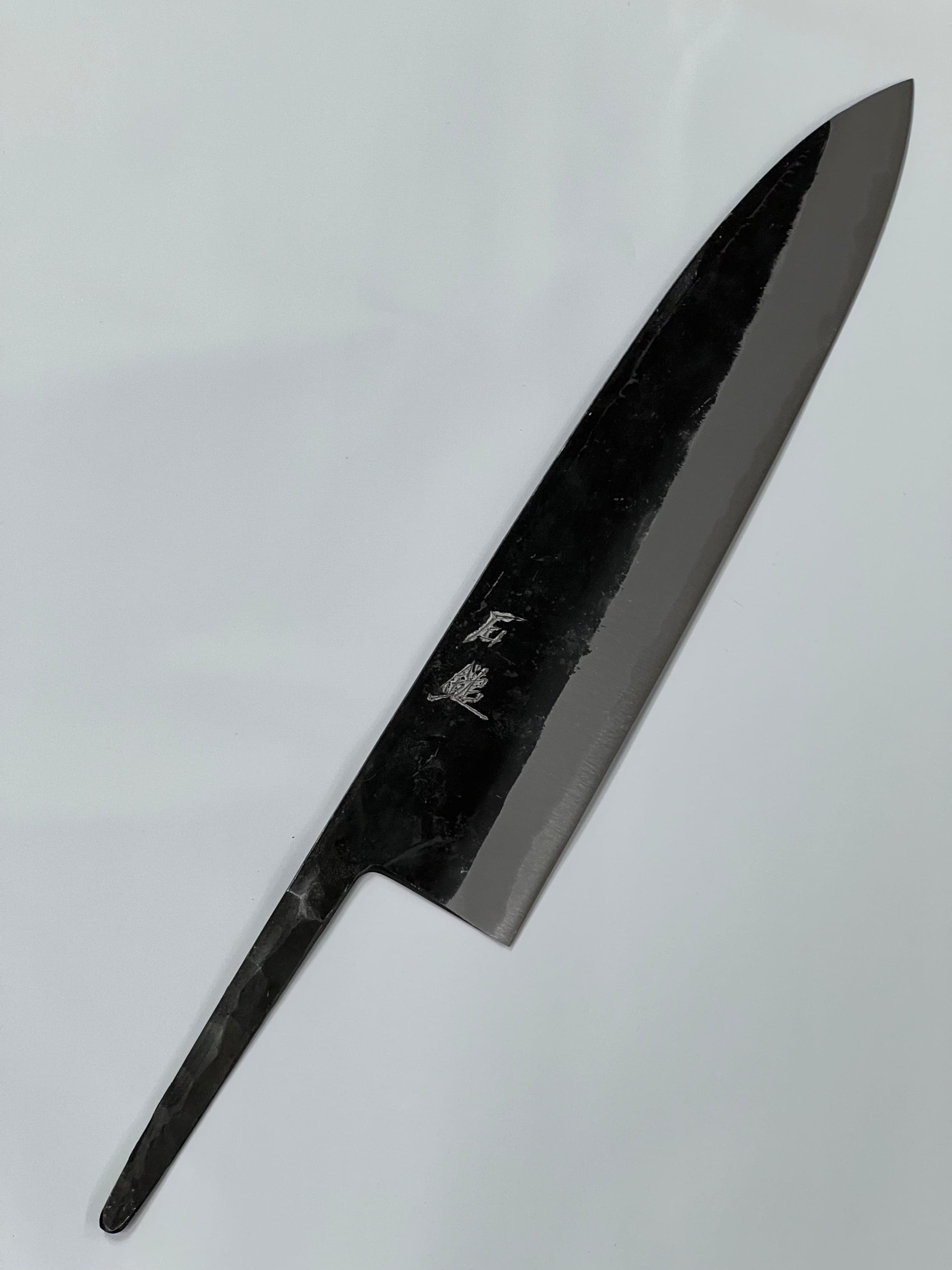 Lame de couteau japonaise forgée à la main Kurouchi Gyuto 210 Blue 2