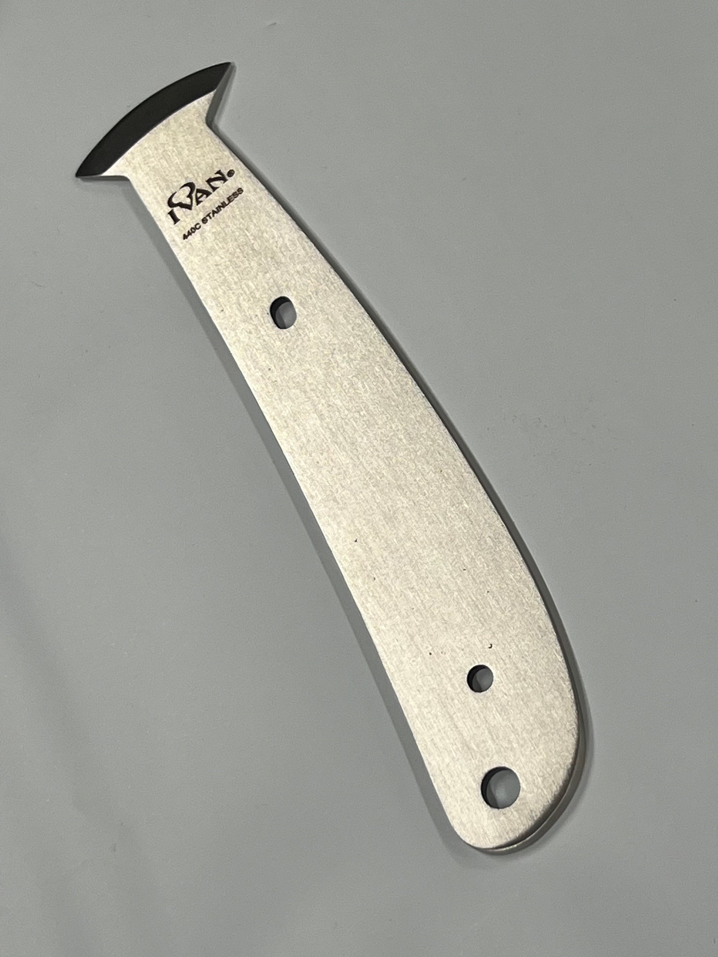 Lame de couteau à cuir arrondie de style français