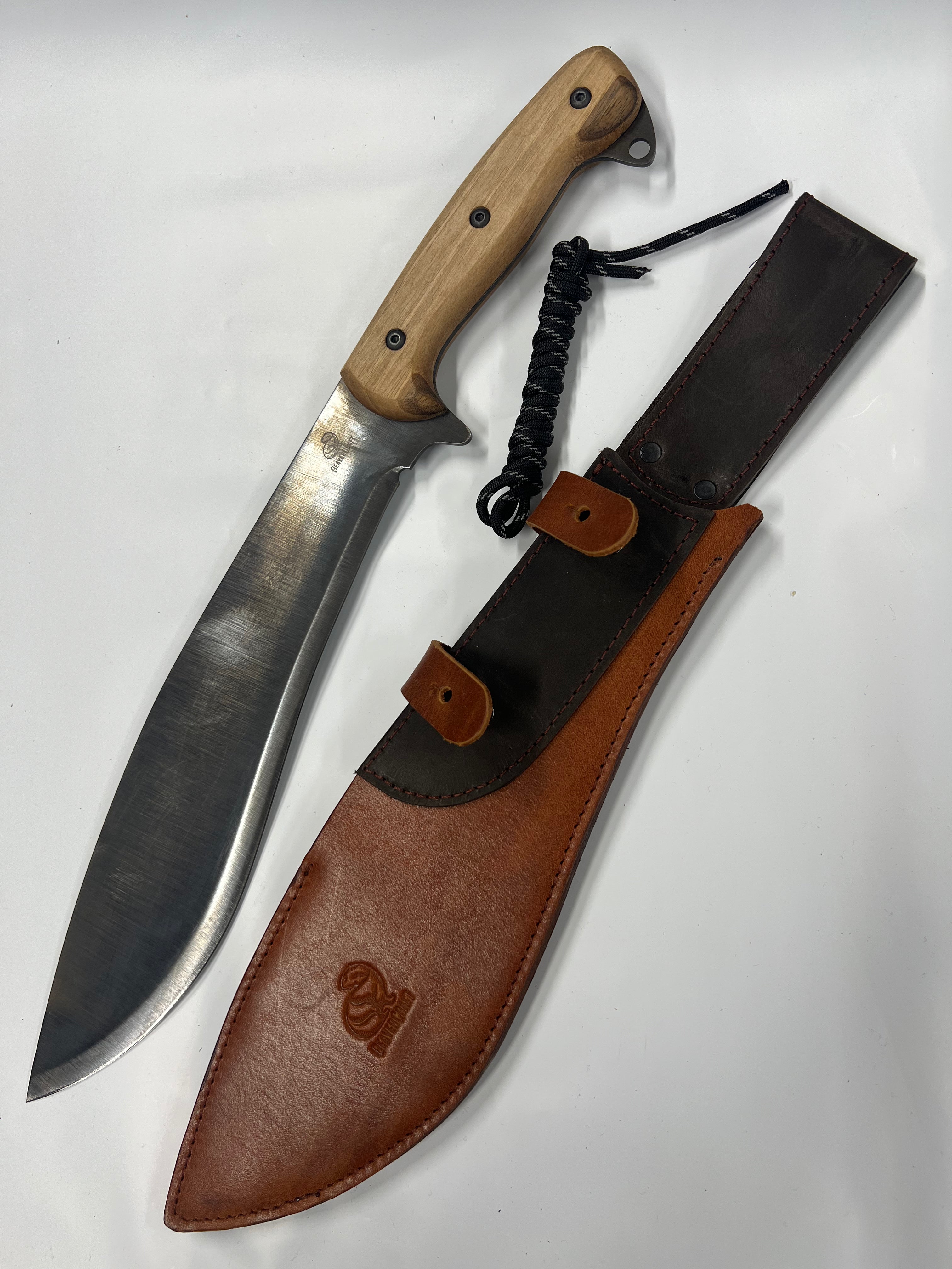 Kukri KKR1 avec étui en cuir