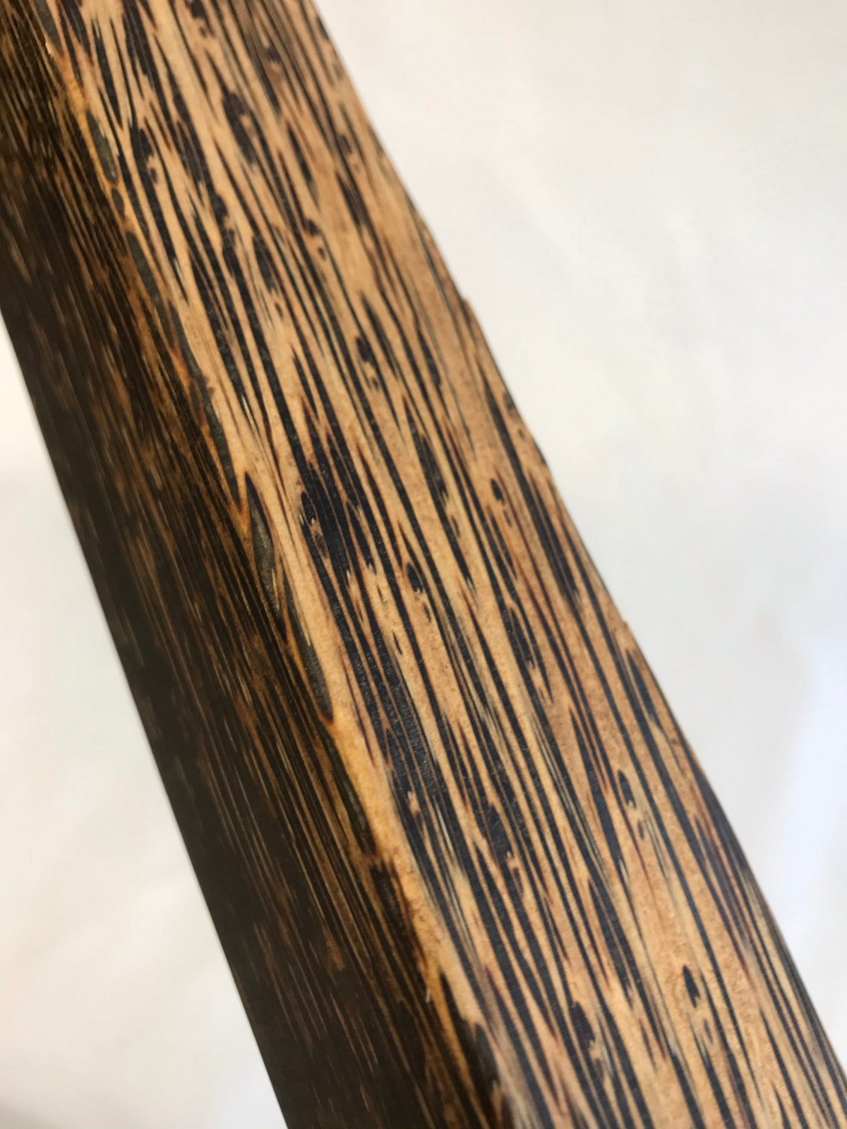Manche en palmier noir 45 cm
