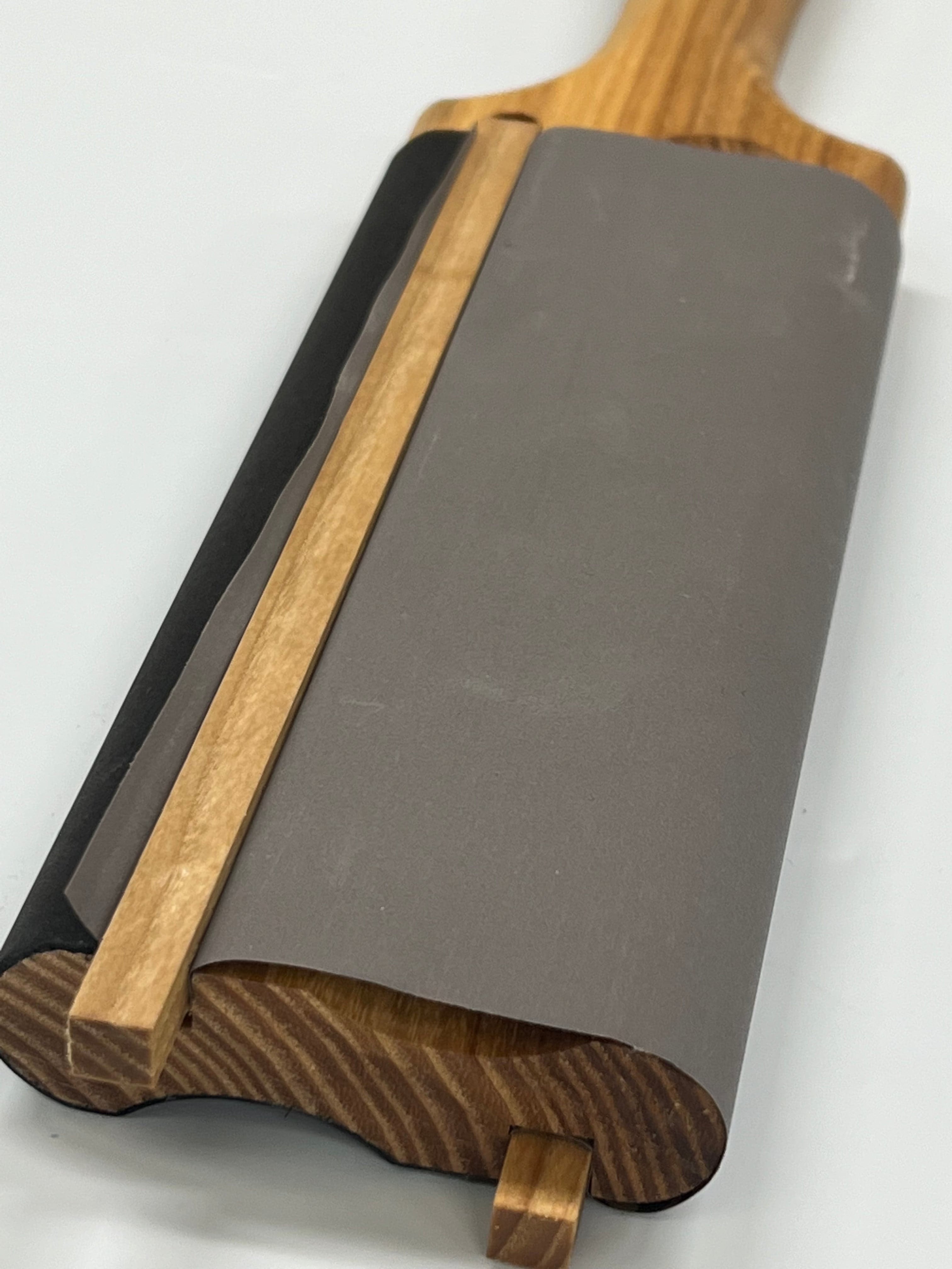 Cuir à affûter pour couteau à évider et lame courbe LS5P1