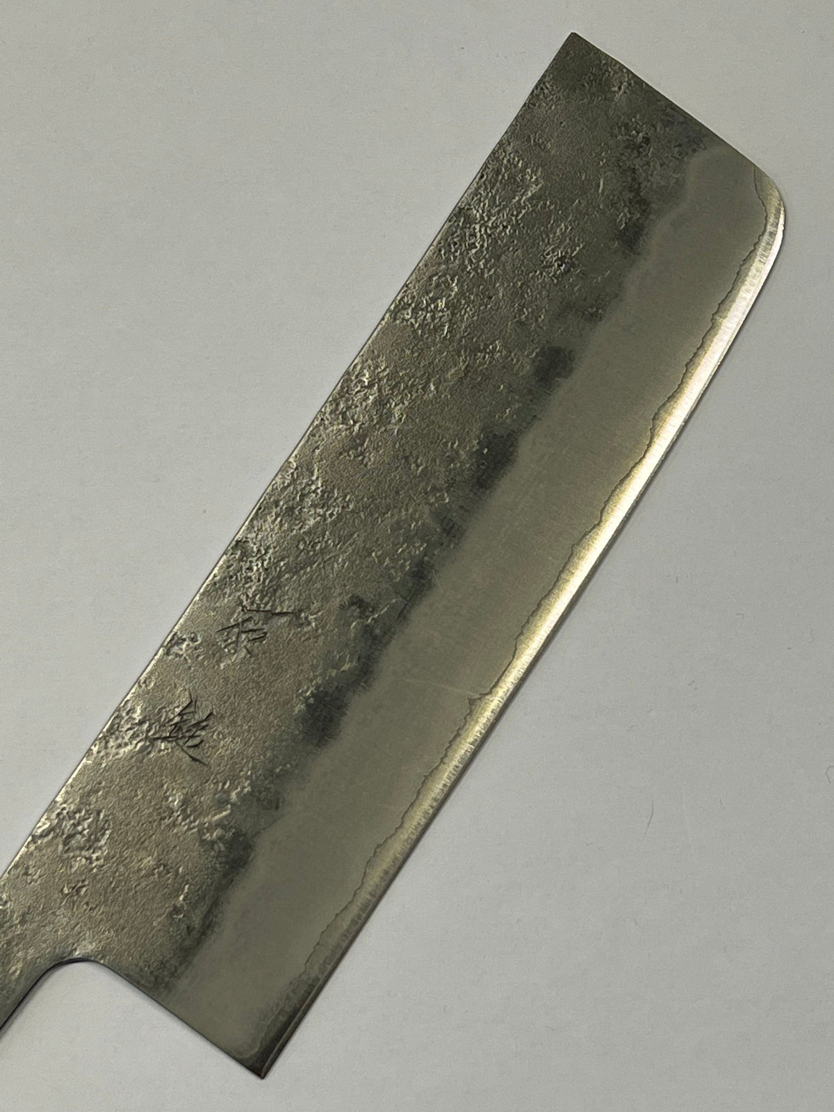 Lame de couteau japonaise forgée à la main Nakiri 165 Silver3