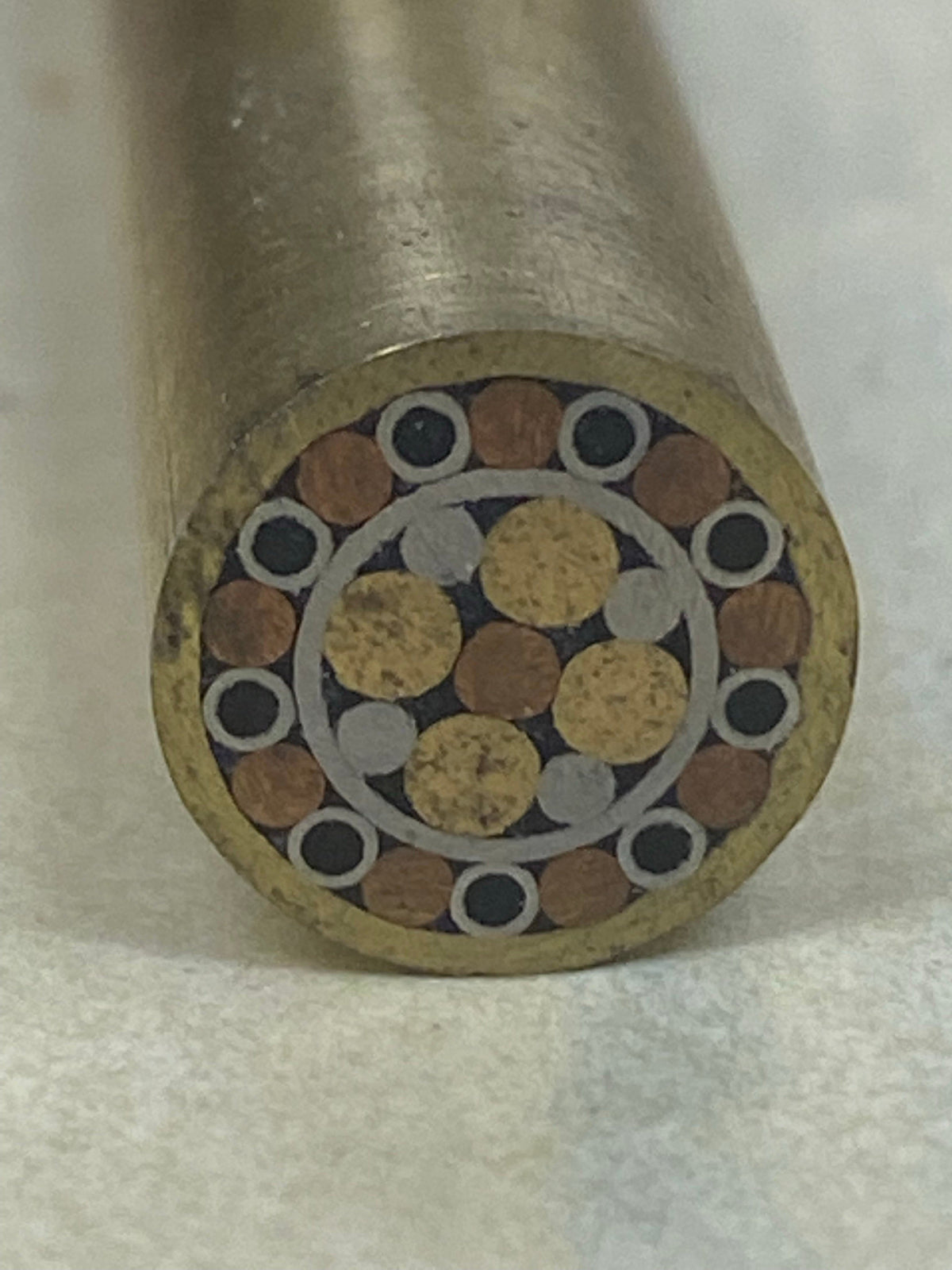 Broche mosaïque 9,5 mm Ornement de manche