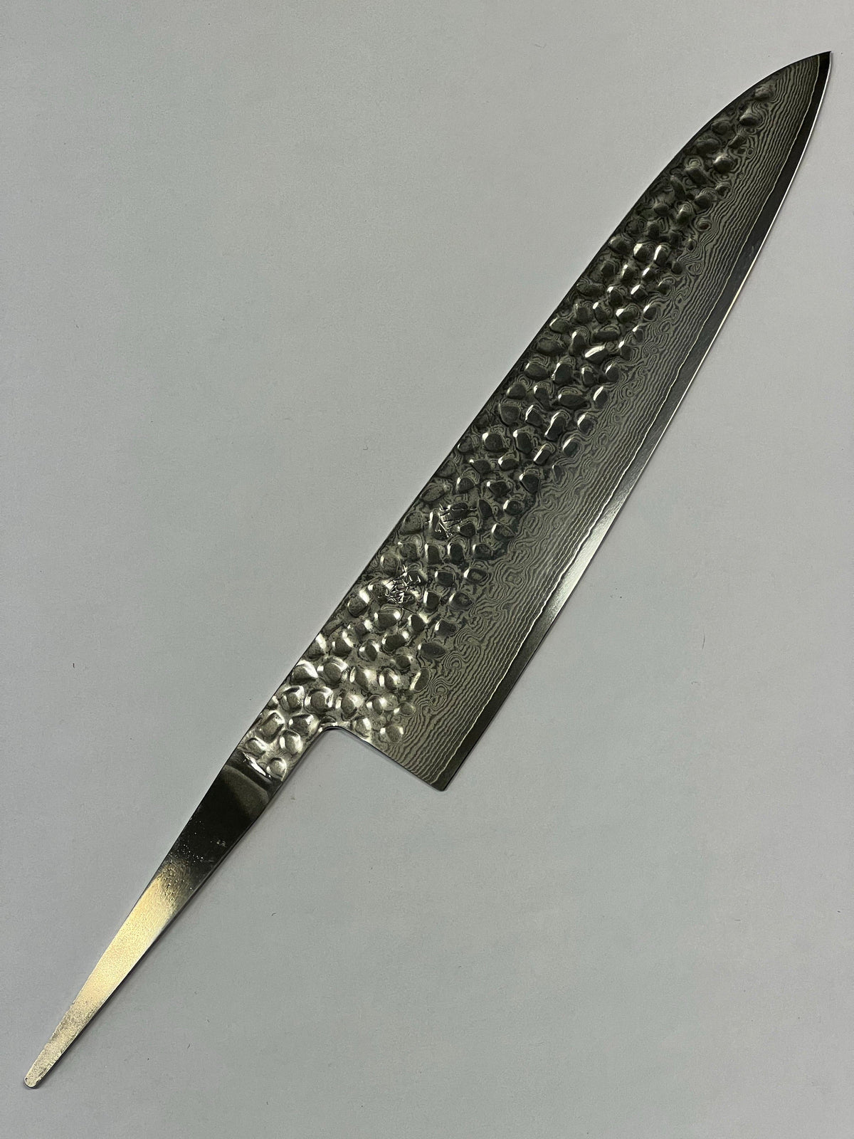 Lame de couteau japonaise forgée à la main Gyuto 210 VG10 Damas