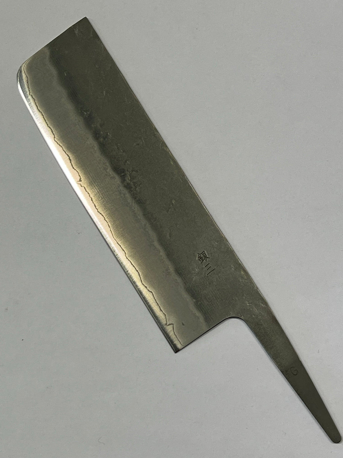 Lame de couteau japonaise forgée à la main Nakiri 165 Silver3