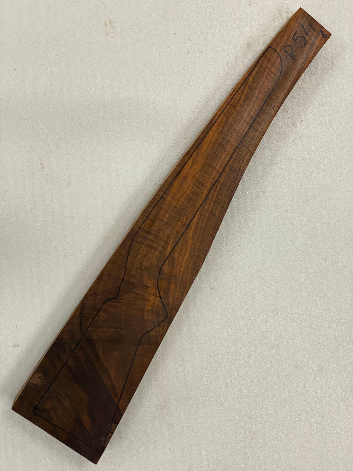 Ébauche de crosse de fusil en noyer turc grade 4 P-54