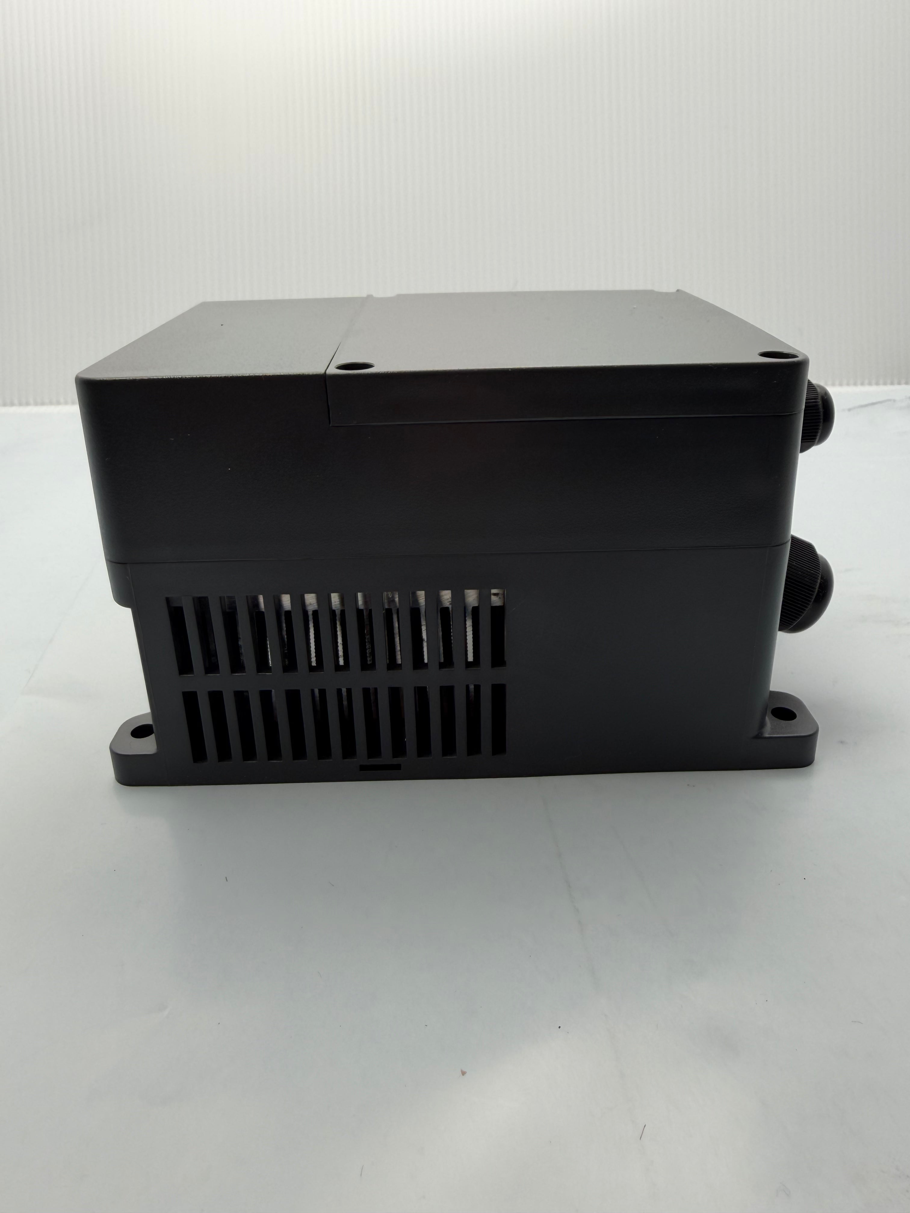 Variateur de fréquence Contrôle de vitesse pour ponceuse S1 VFD 1,5kW 230V monophasé vers triphasé