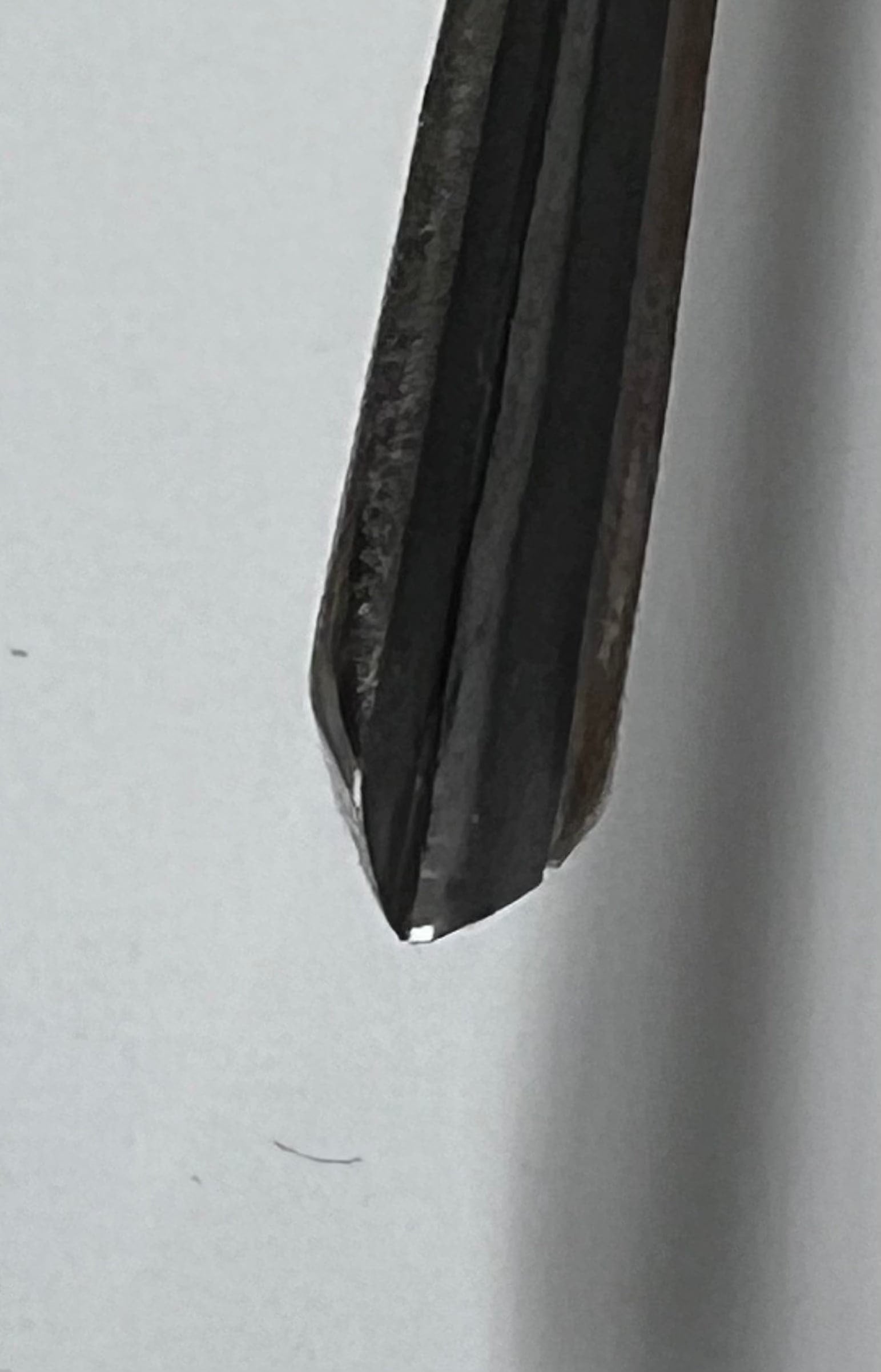 BeaverCraft P12/02 Gouge en V 2 mm avec manche boule