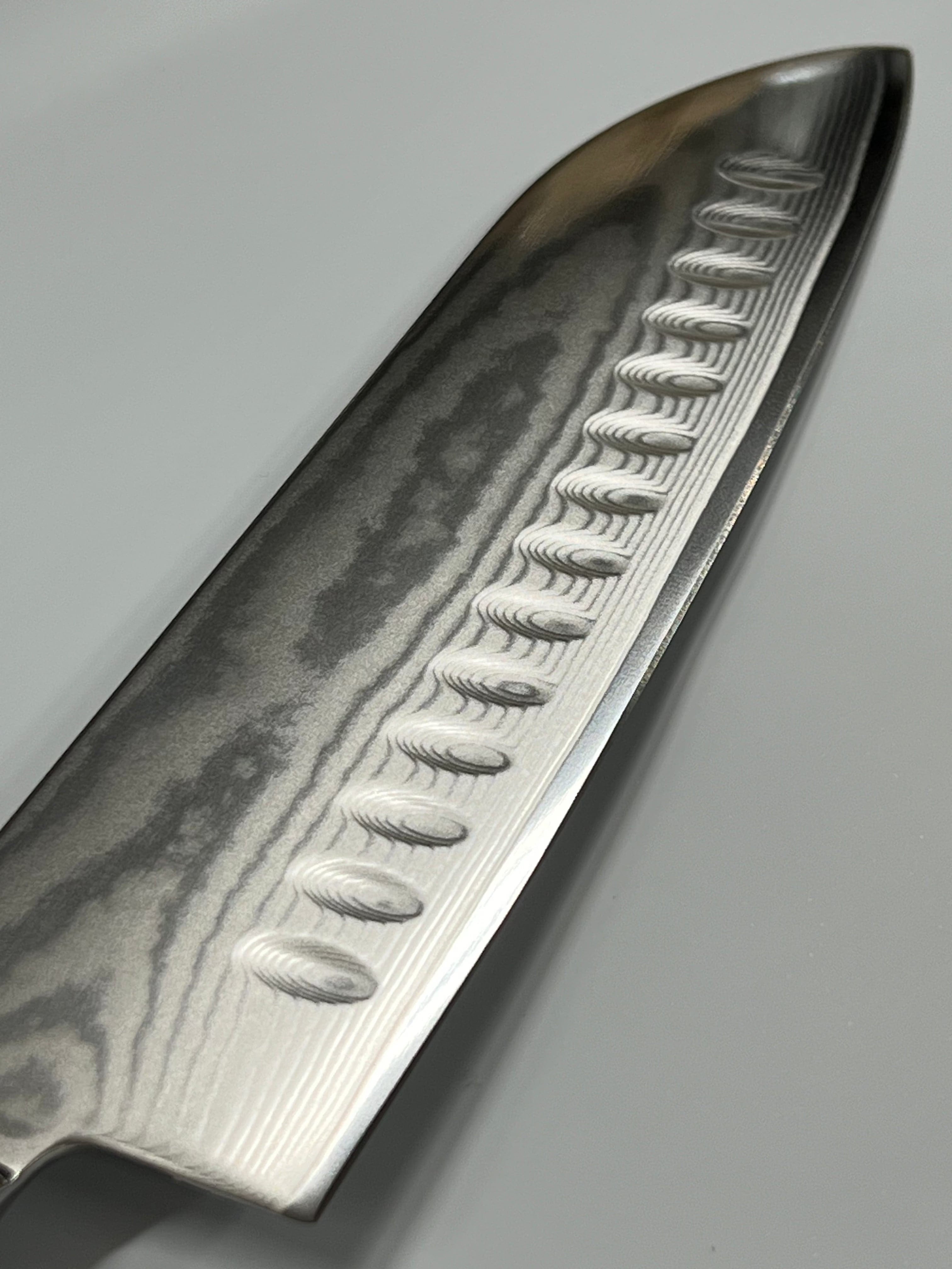 Santoku - Couteau de chef damas AUS10 7" avec soie et virole