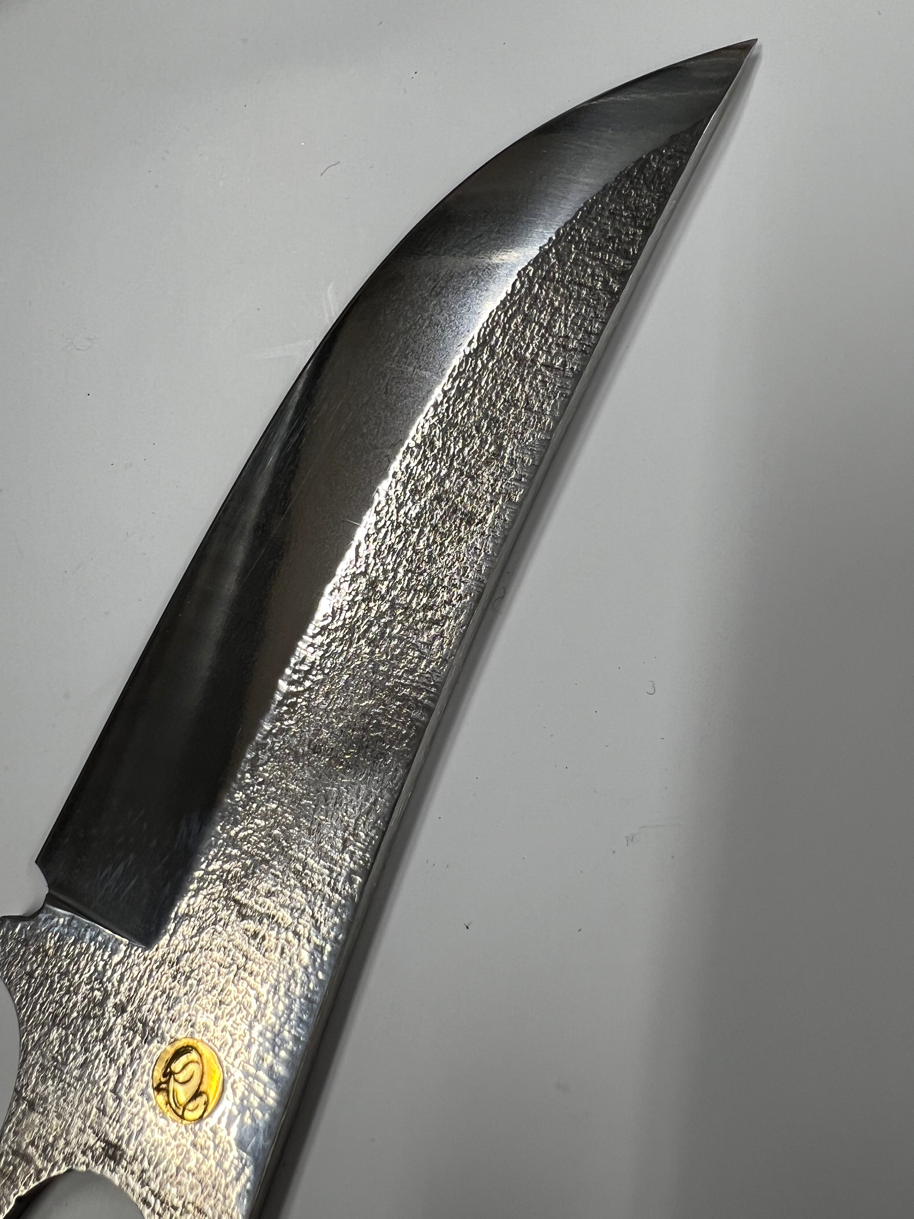 Couteau squelette SNK1 avec étui en cuir