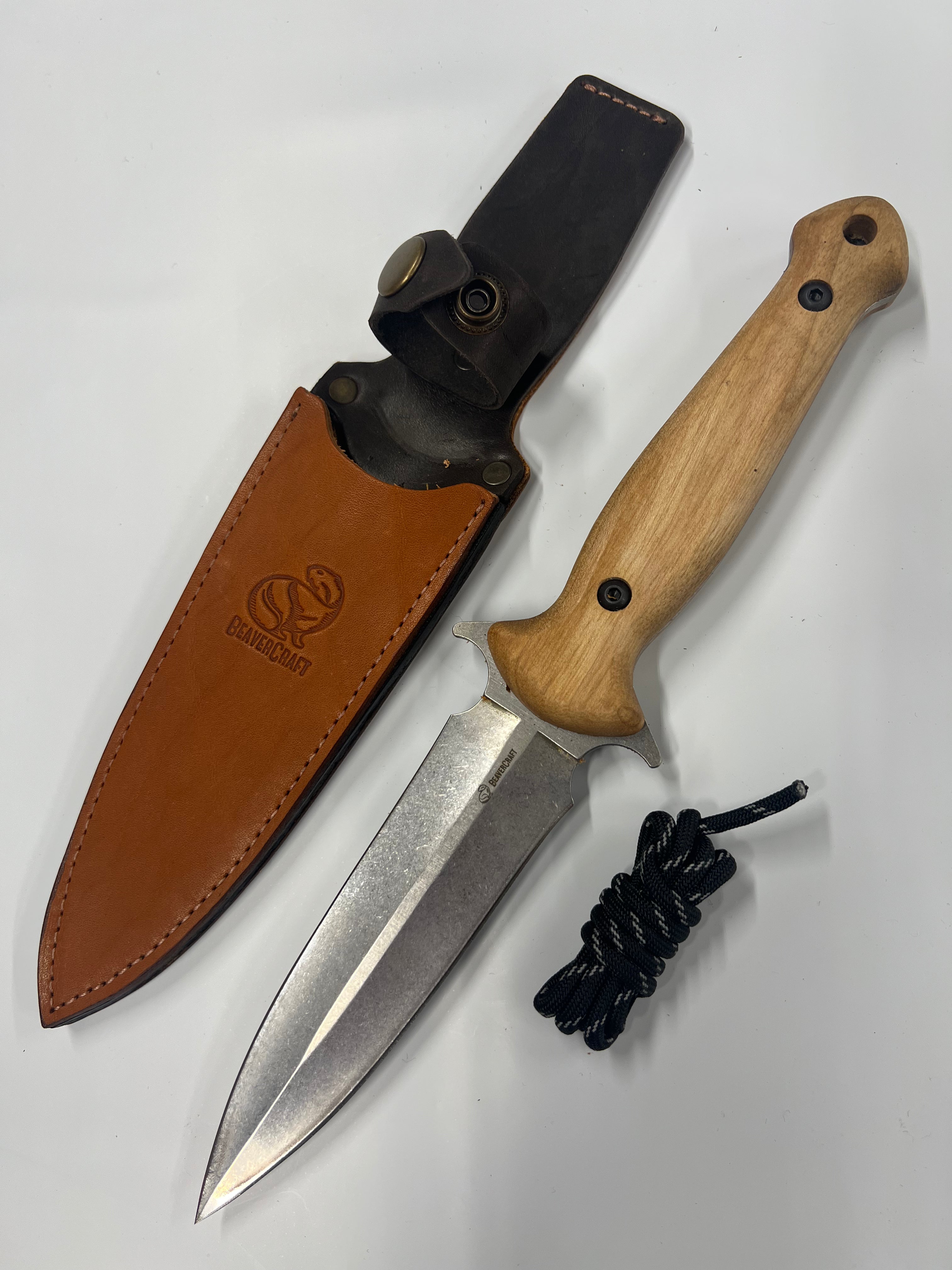Couteau tactique ukrainien Dagger TLK2 avec étui en cuir