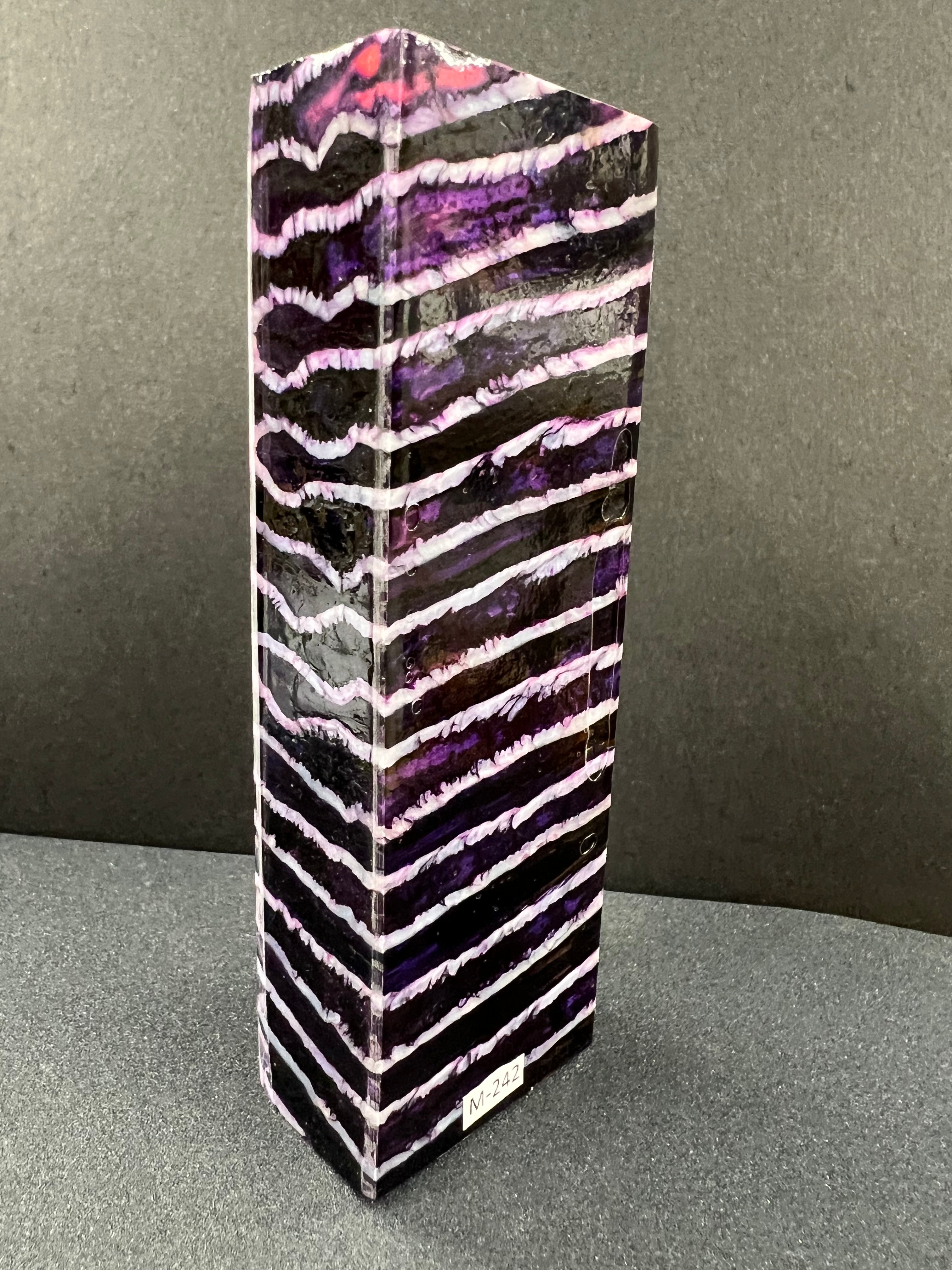 Ébauche de manche en molaire de mammouth M242 (Violet 14)