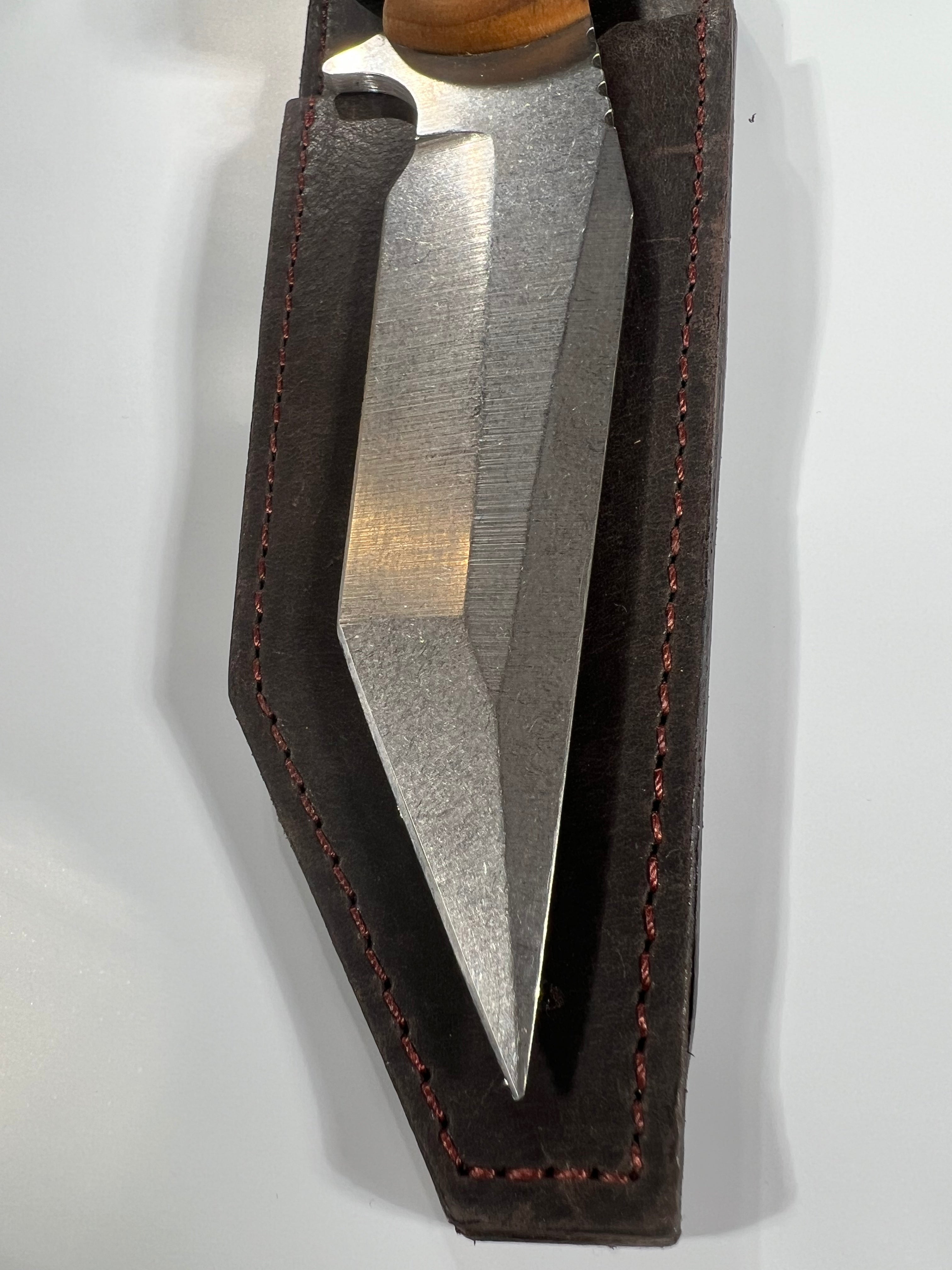 Couteau de camping ukrainien Karambit CGK1 avec étui en cuir
