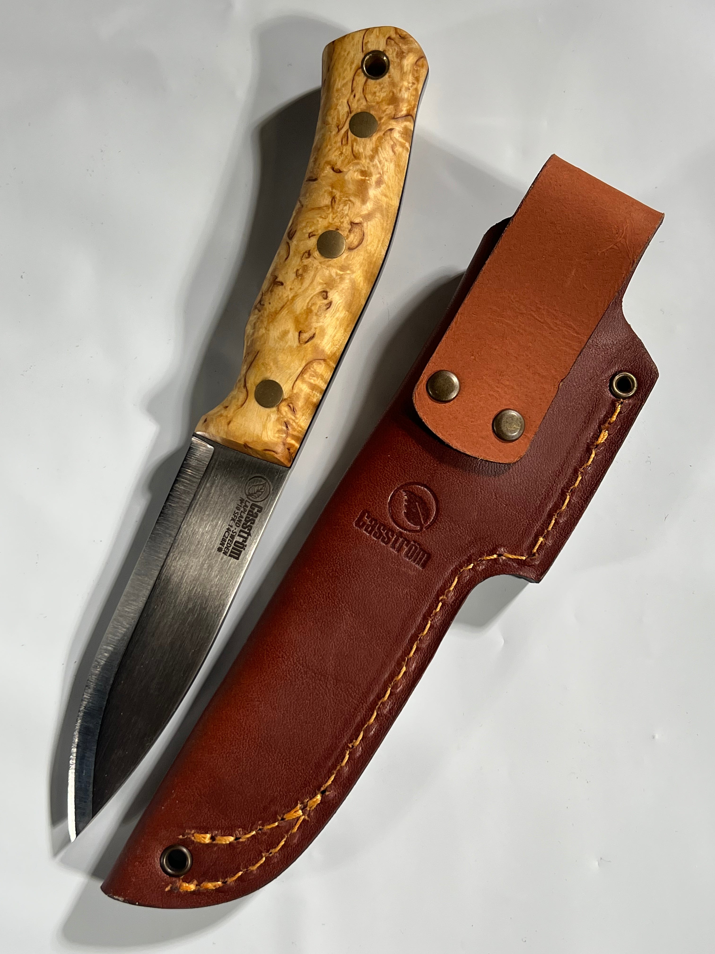Couteau Casstrom n° 10 SFK avec étui en cuir et cordon en cuir