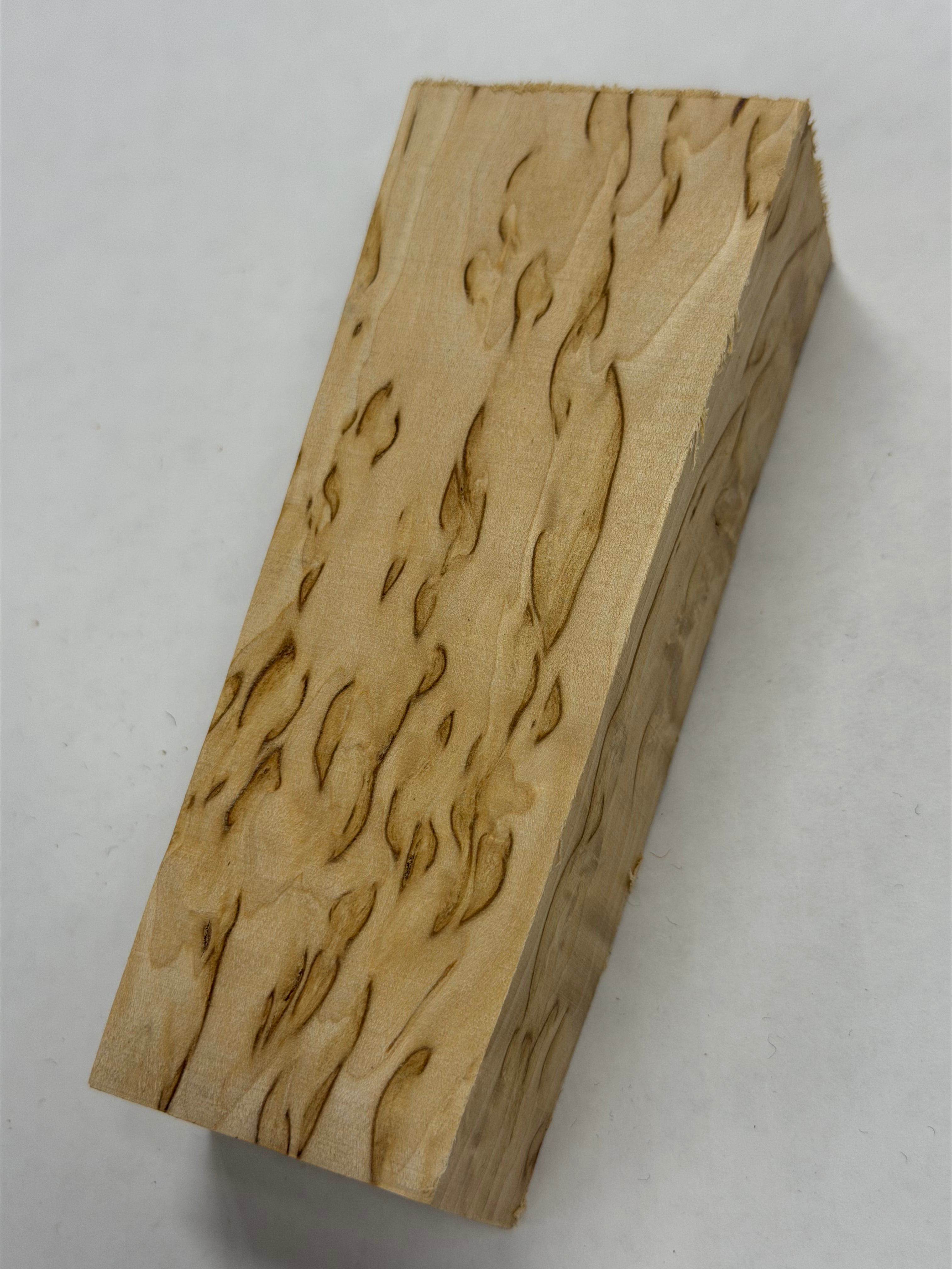 Bouleau verruqueux madré VBX-16 ; 29x42x133 mm