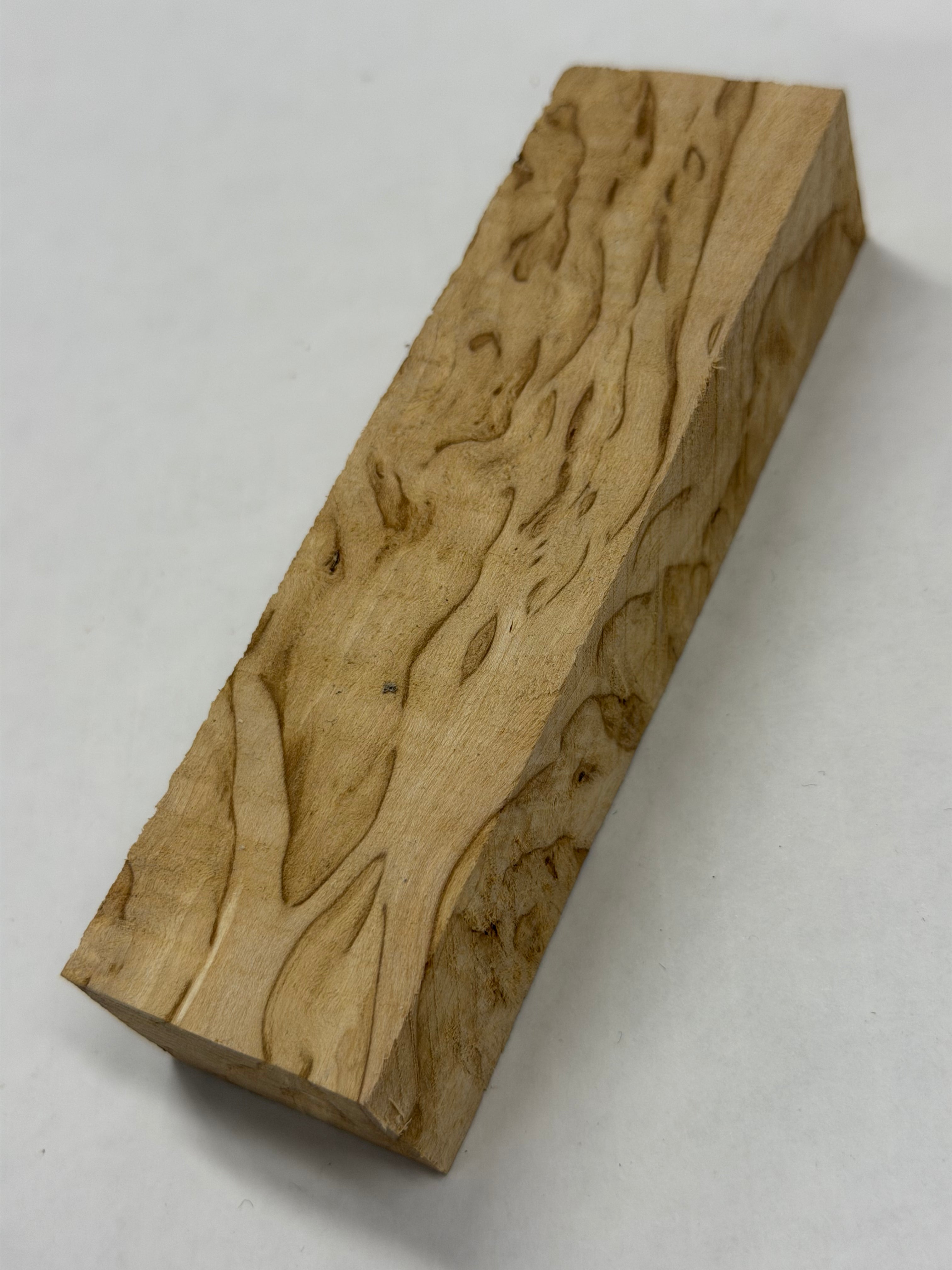 Bouleau madré VBX-22 ; 25x36x126mm