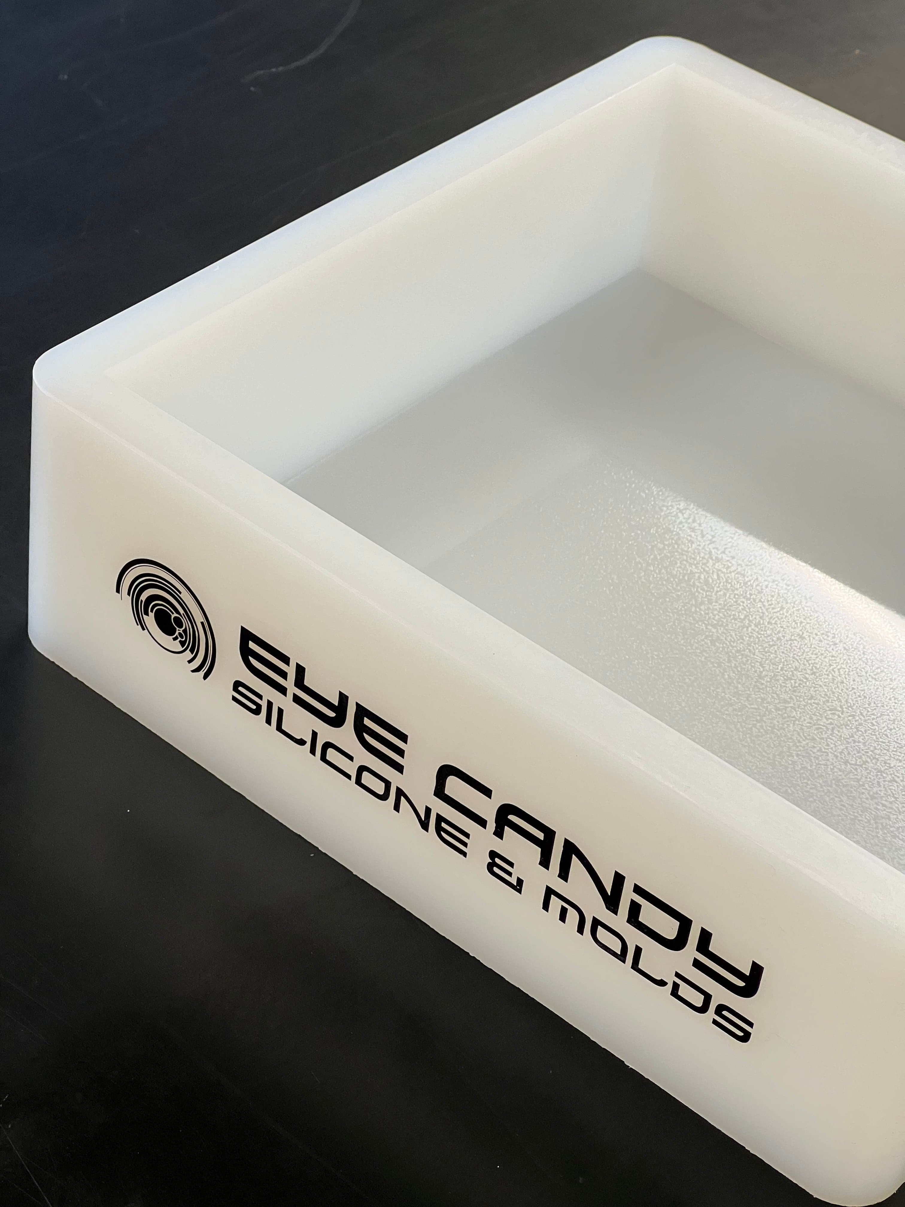 Moule en silicone carré (255x255x77mm)