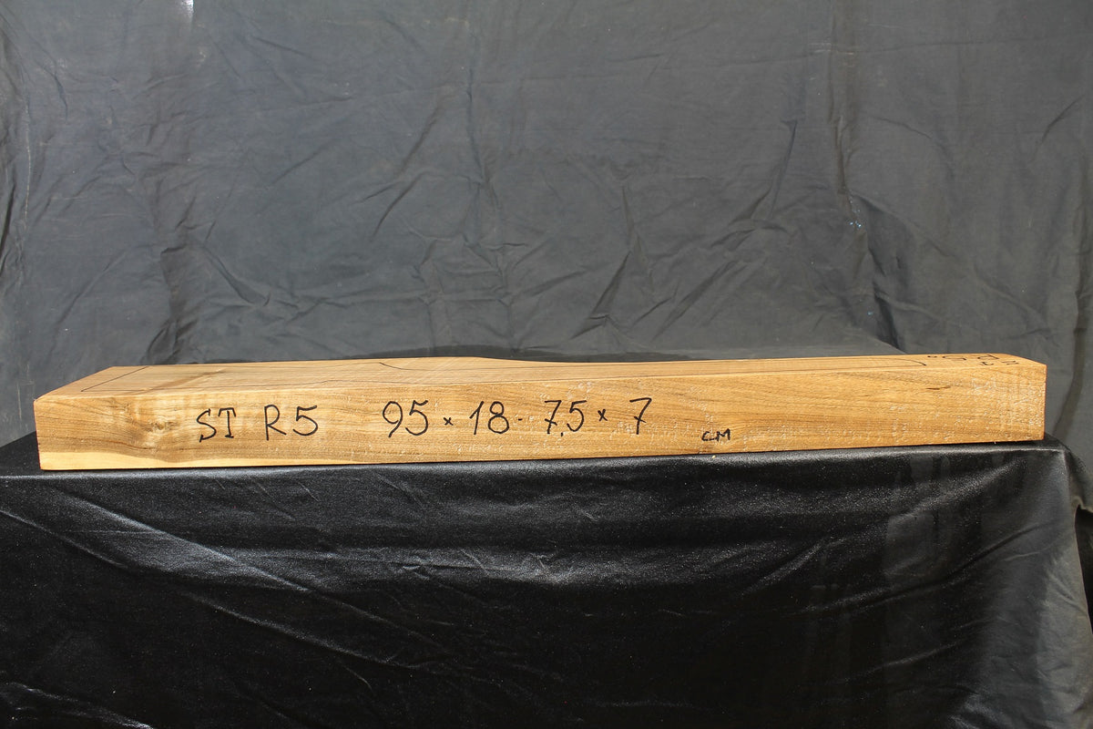 Ébauche de crosse de fusil noyer turc standard STR05