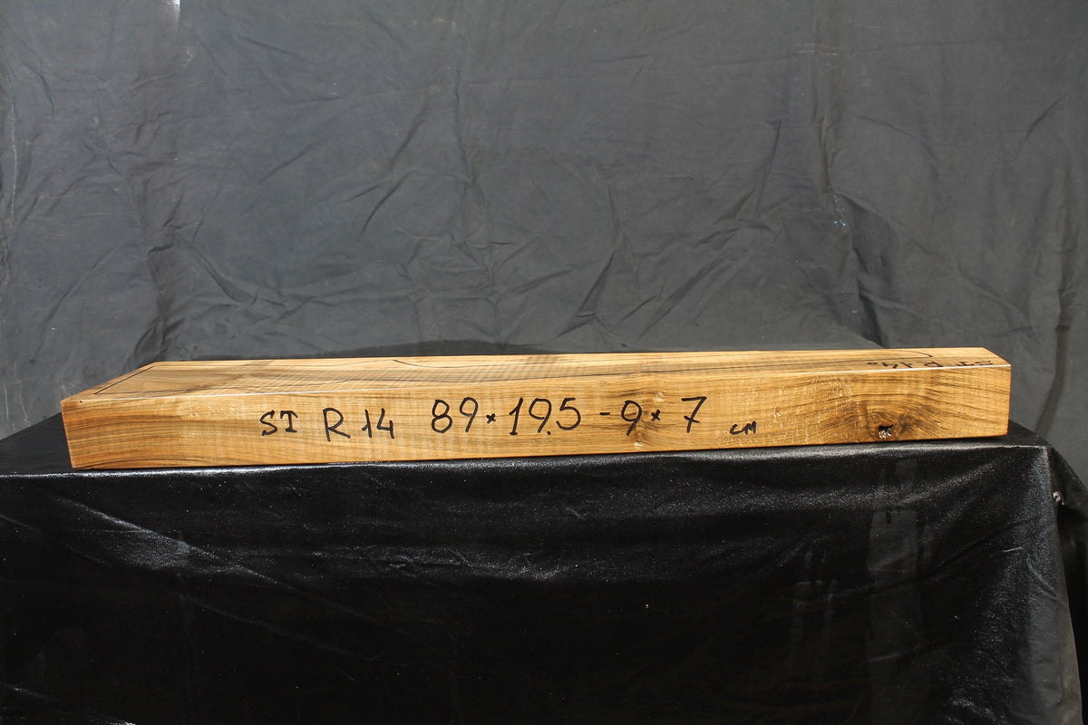 Ébauche de crosse de fusil en noyer turc standard STR14