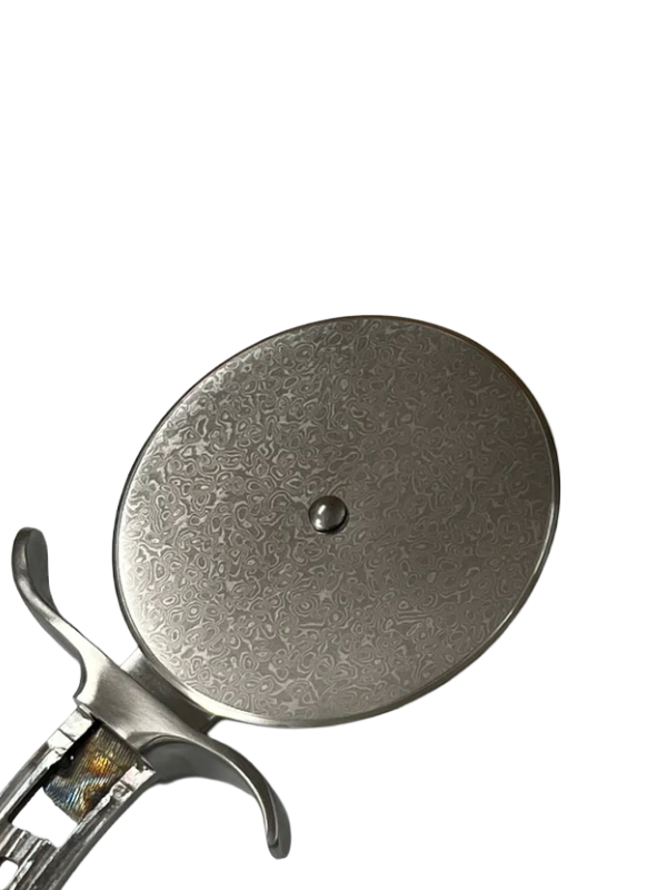 Roulette à pizza - Damas VG10 pleine soie avec mitres avant et arrière