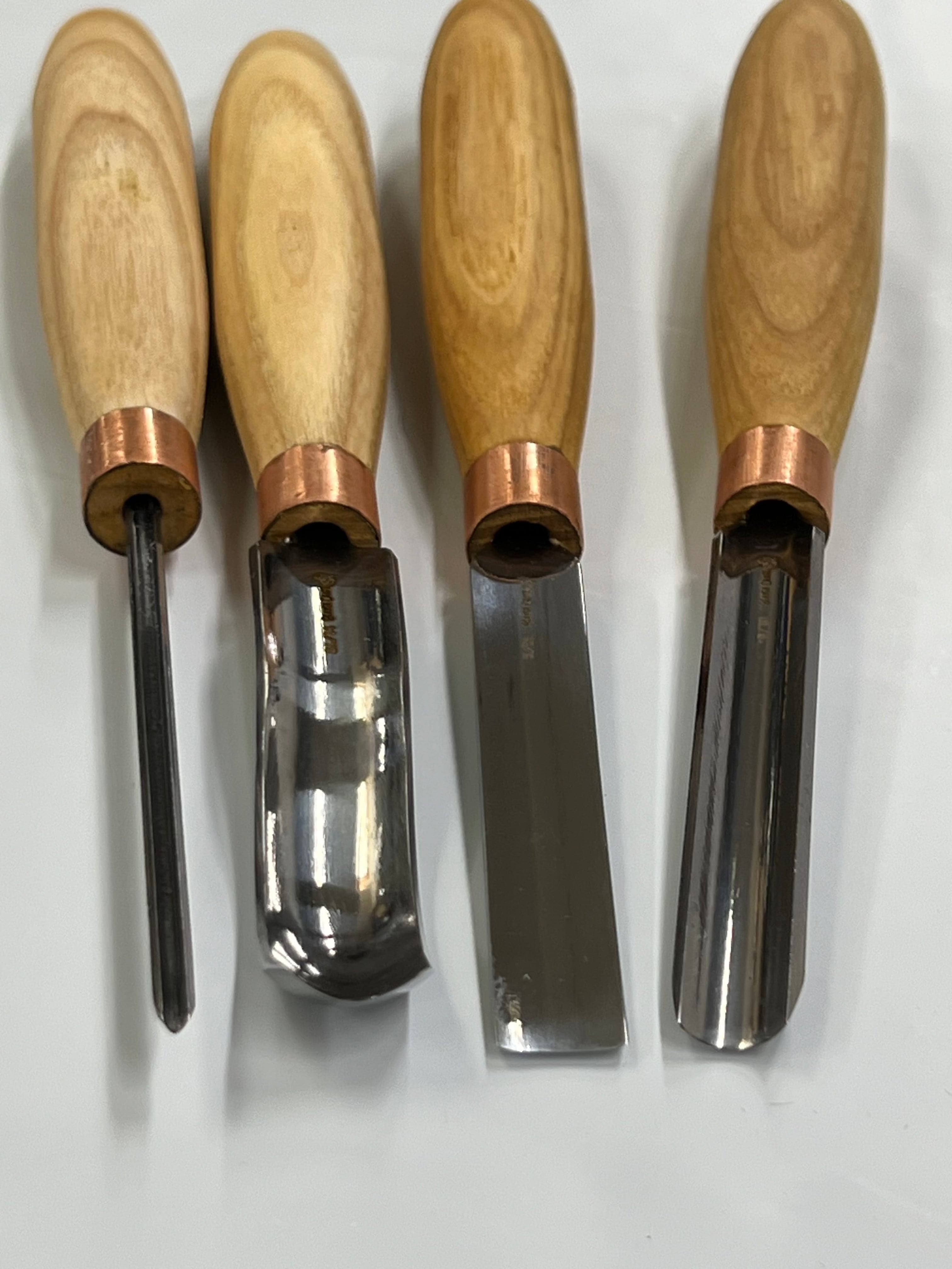 Set de gouges de sculpture sur bois SC01 de Beaver Craft, 4 pièces