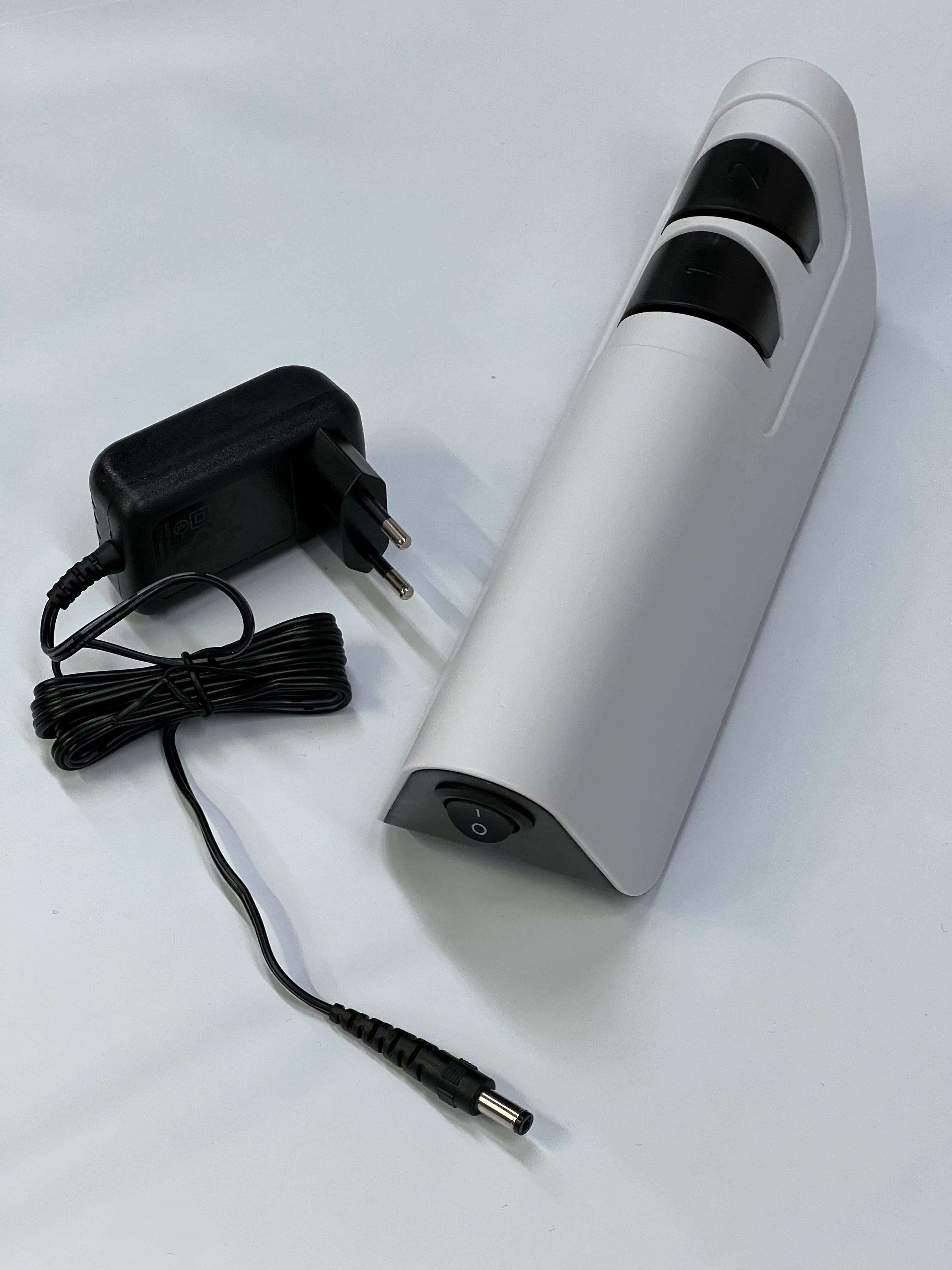 Aiguiseur de couteaux électrique RISAM RE002