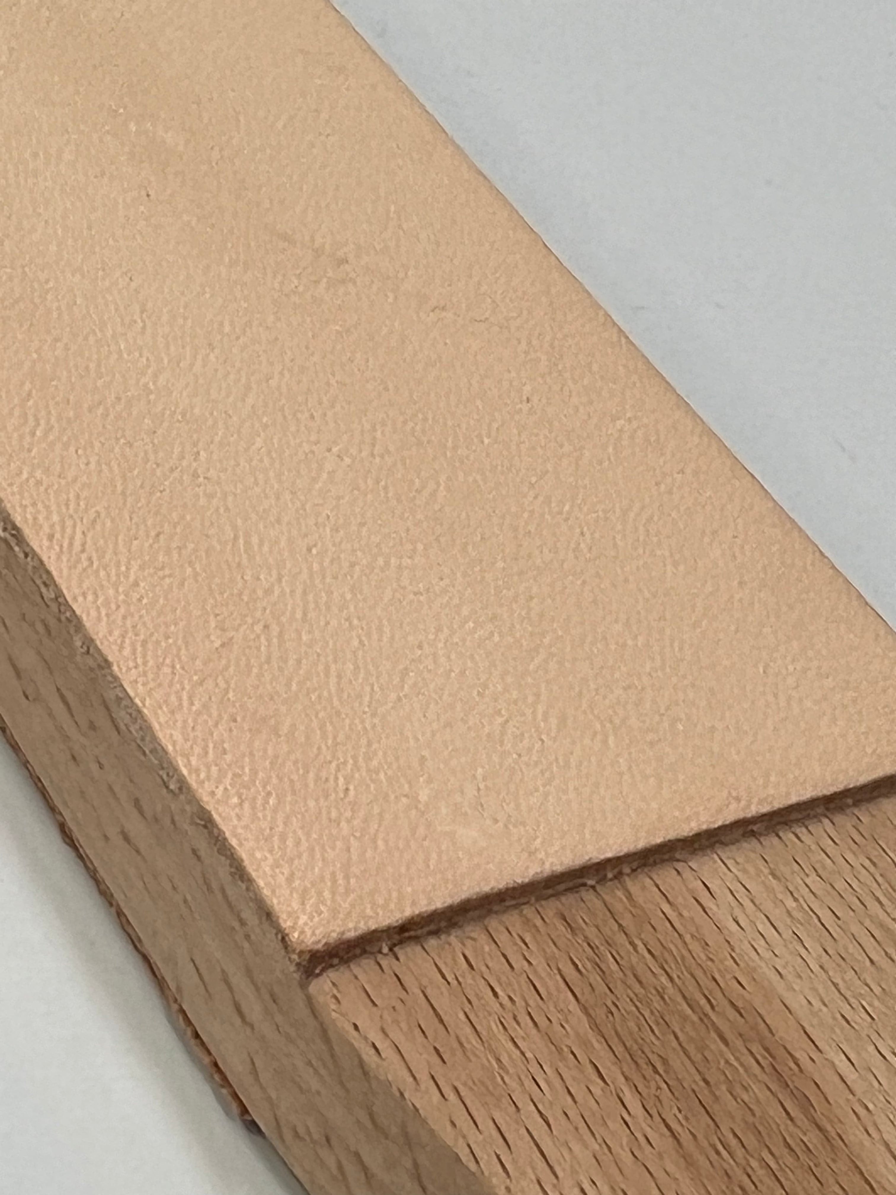 Cuir à rasoir double face sur socle en bois RW054-B