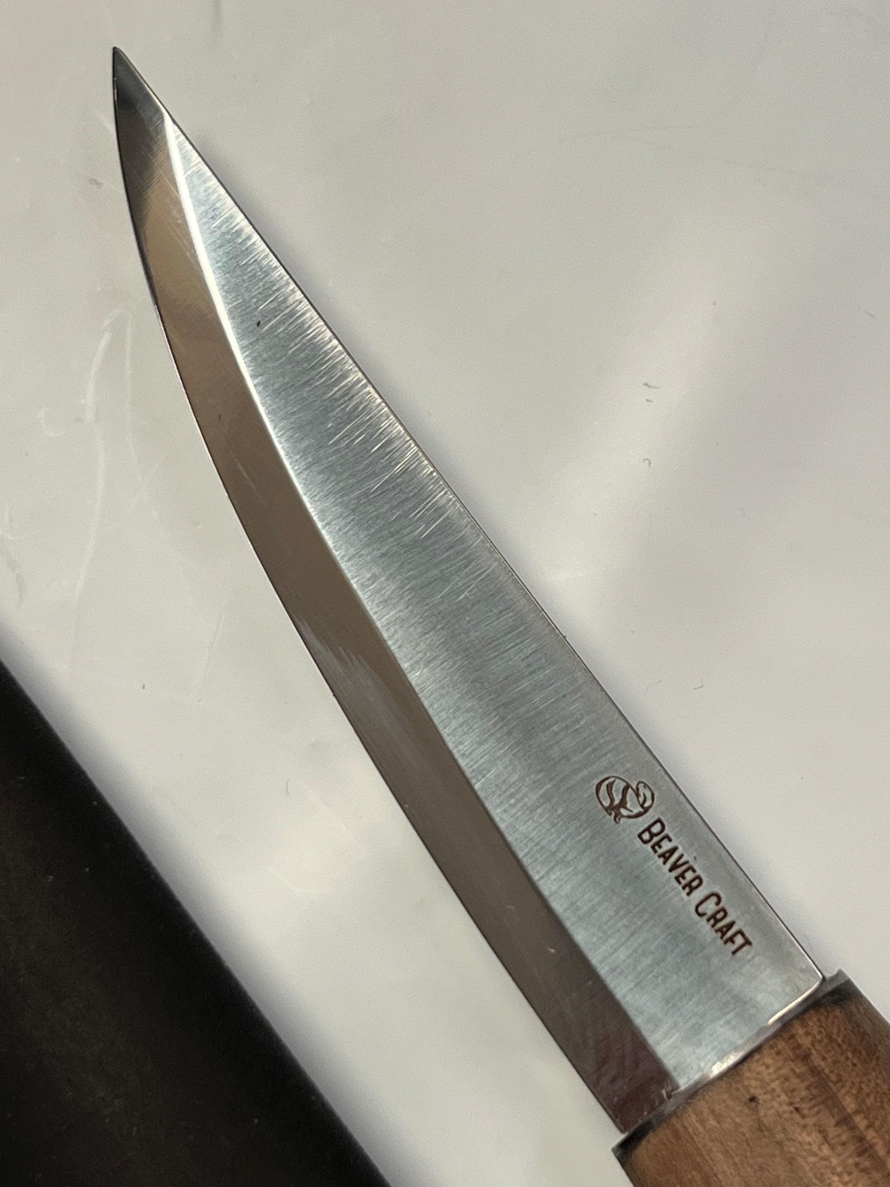 Couteau à sculpter 78 mm C4X avec étui en cuir BeaverCraft