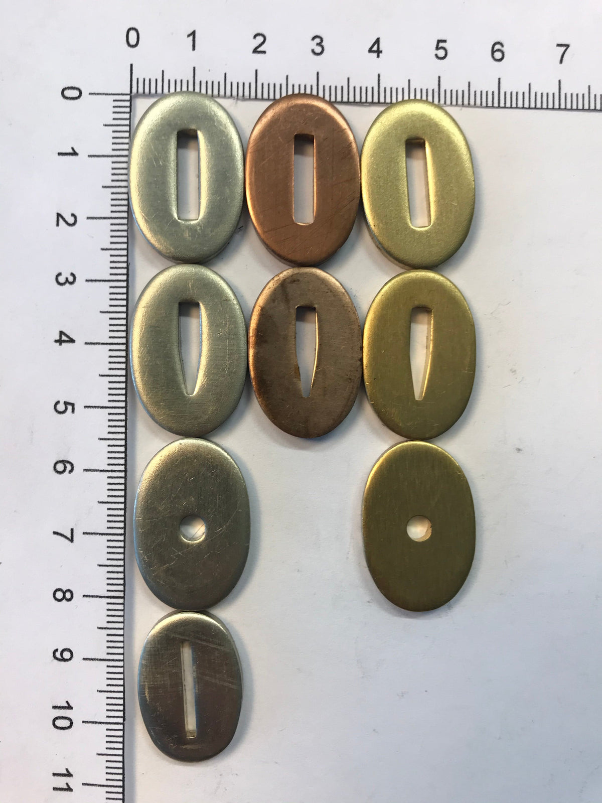 Goulotte et embouts 18x27mm