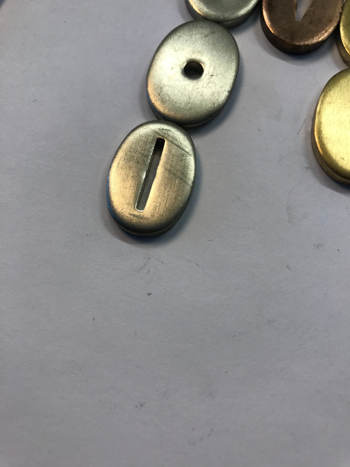 Goulotte et embouts 18x27mm