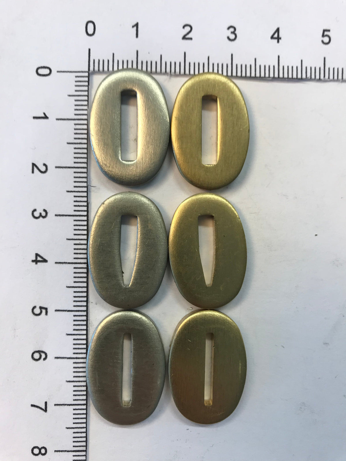 Plaques à gorge 16x24mm