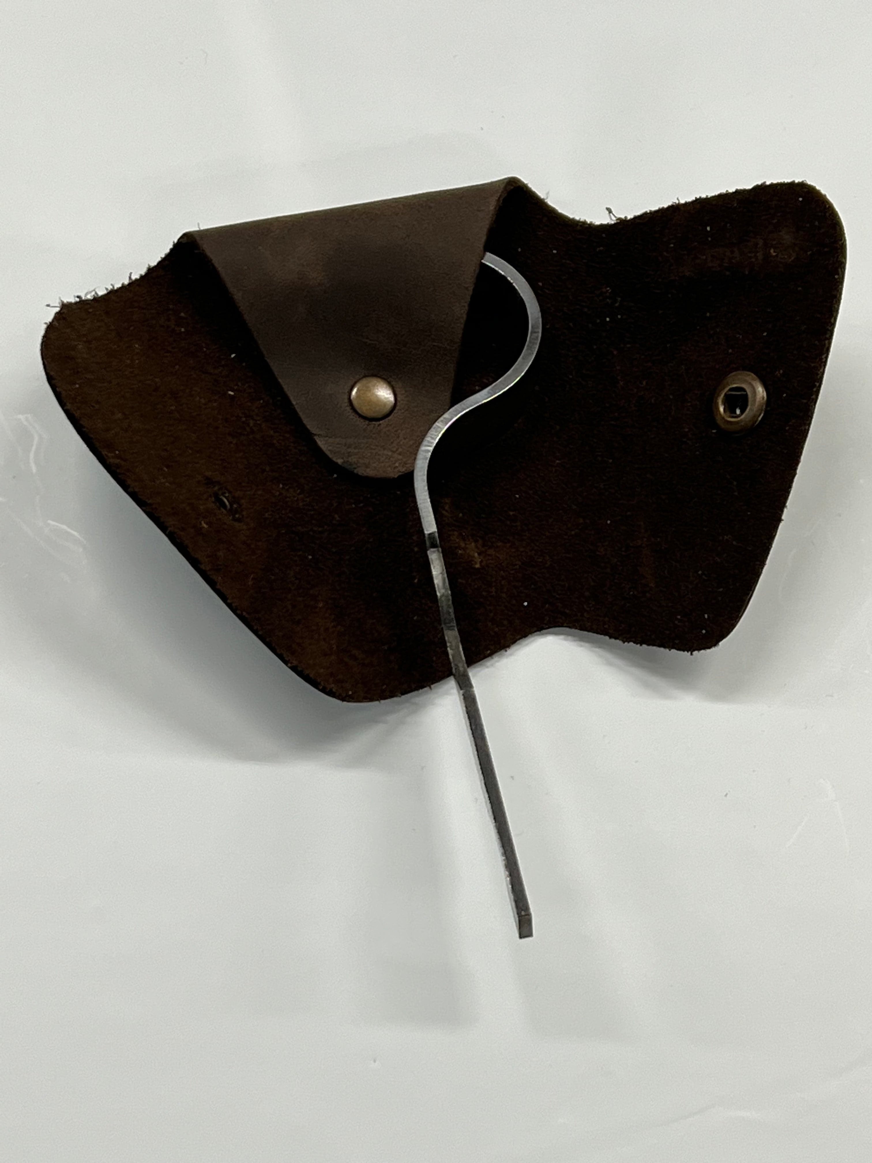 Étui en cuir pour couteau de ceinture (SH2)