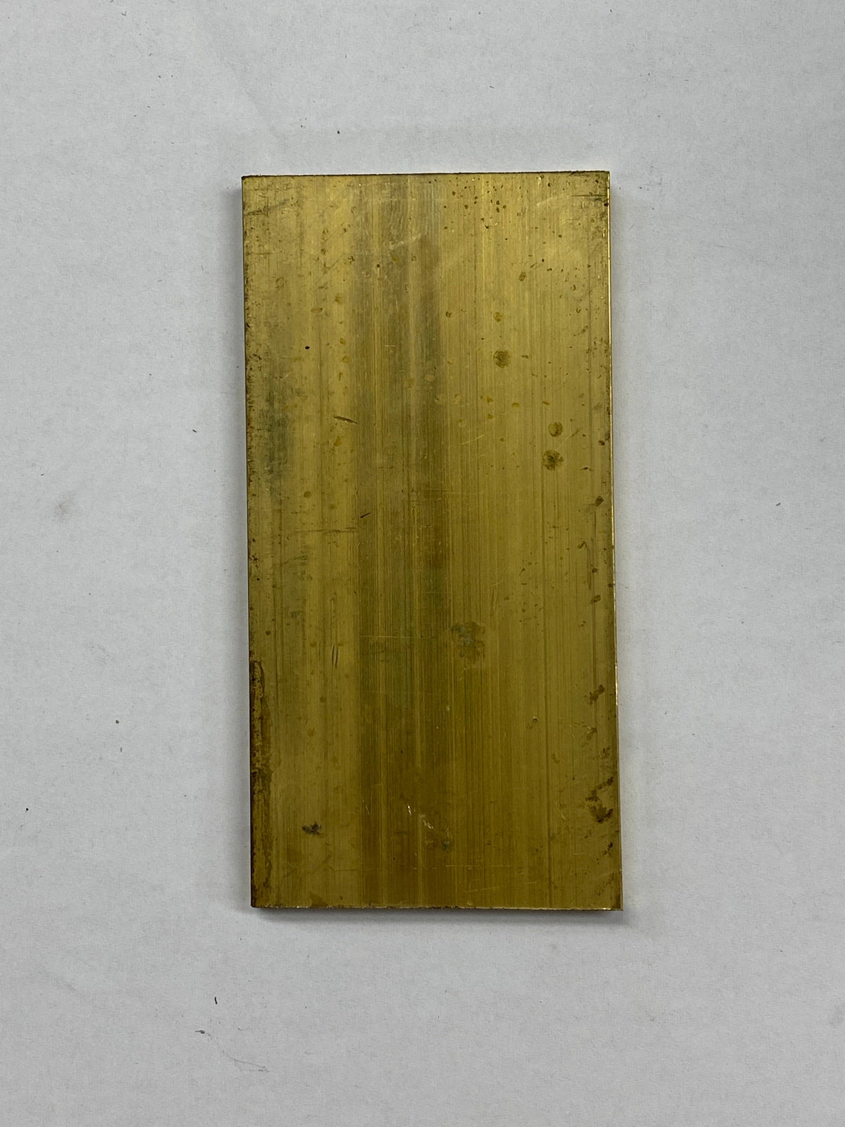 Plaque de laiton
